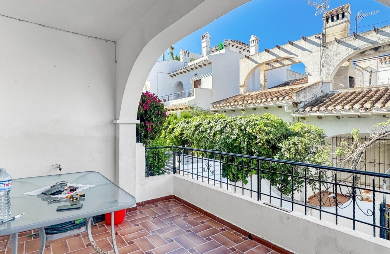 Venta - Apartamento / Piso -
Torrevieja - Nueva Torrevieja - Aguas Nuevas
