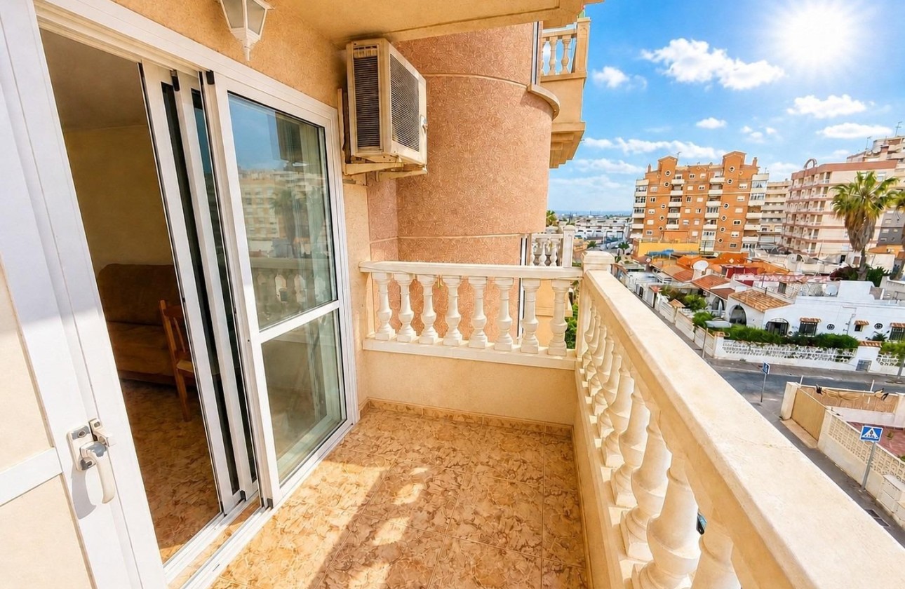 Venta - Apartamento / Piso -
Torrevieja - Nueva Torrevieja