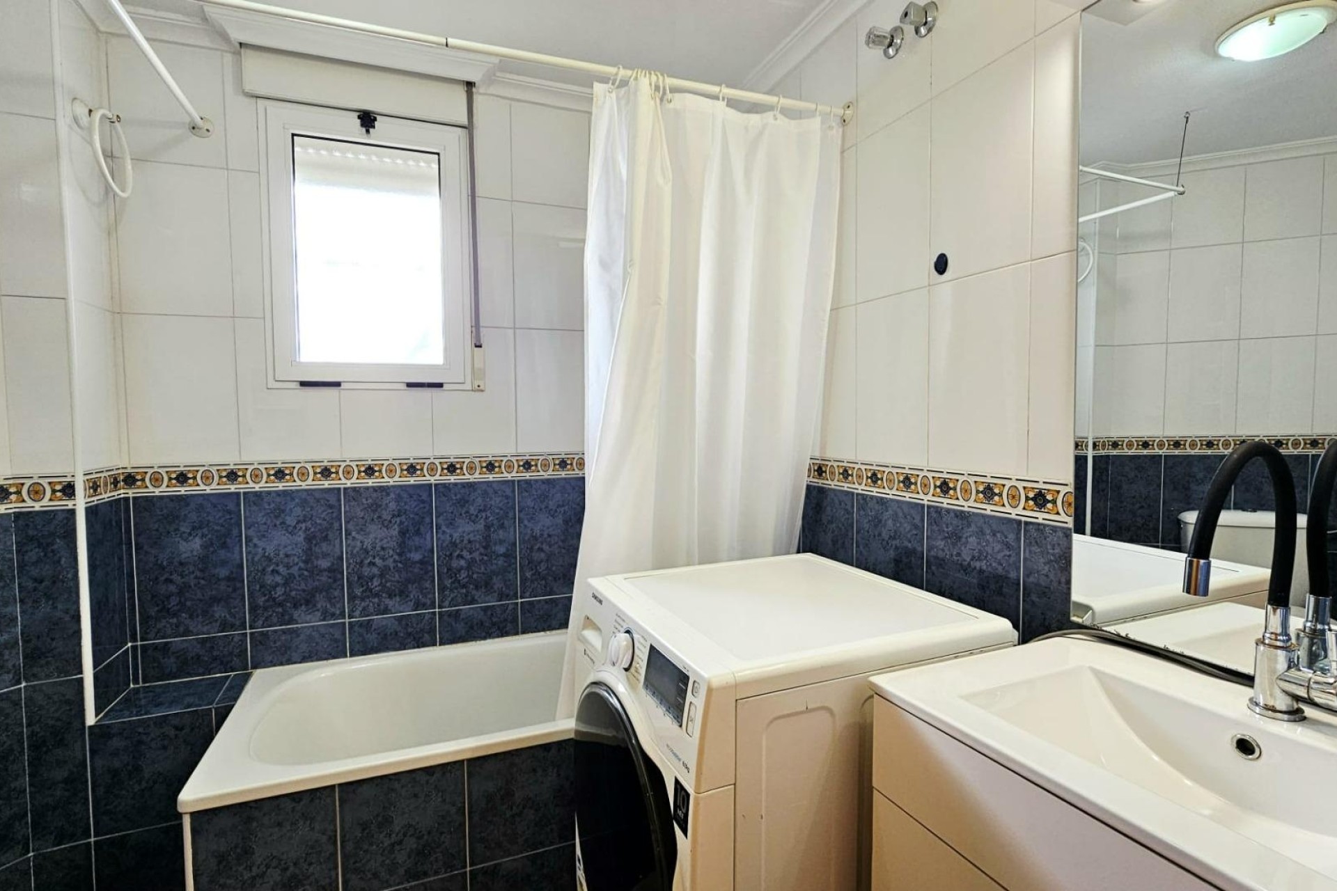 Venta - Apartamento / Piso -
Torrevieja - Nueva Torrevieja