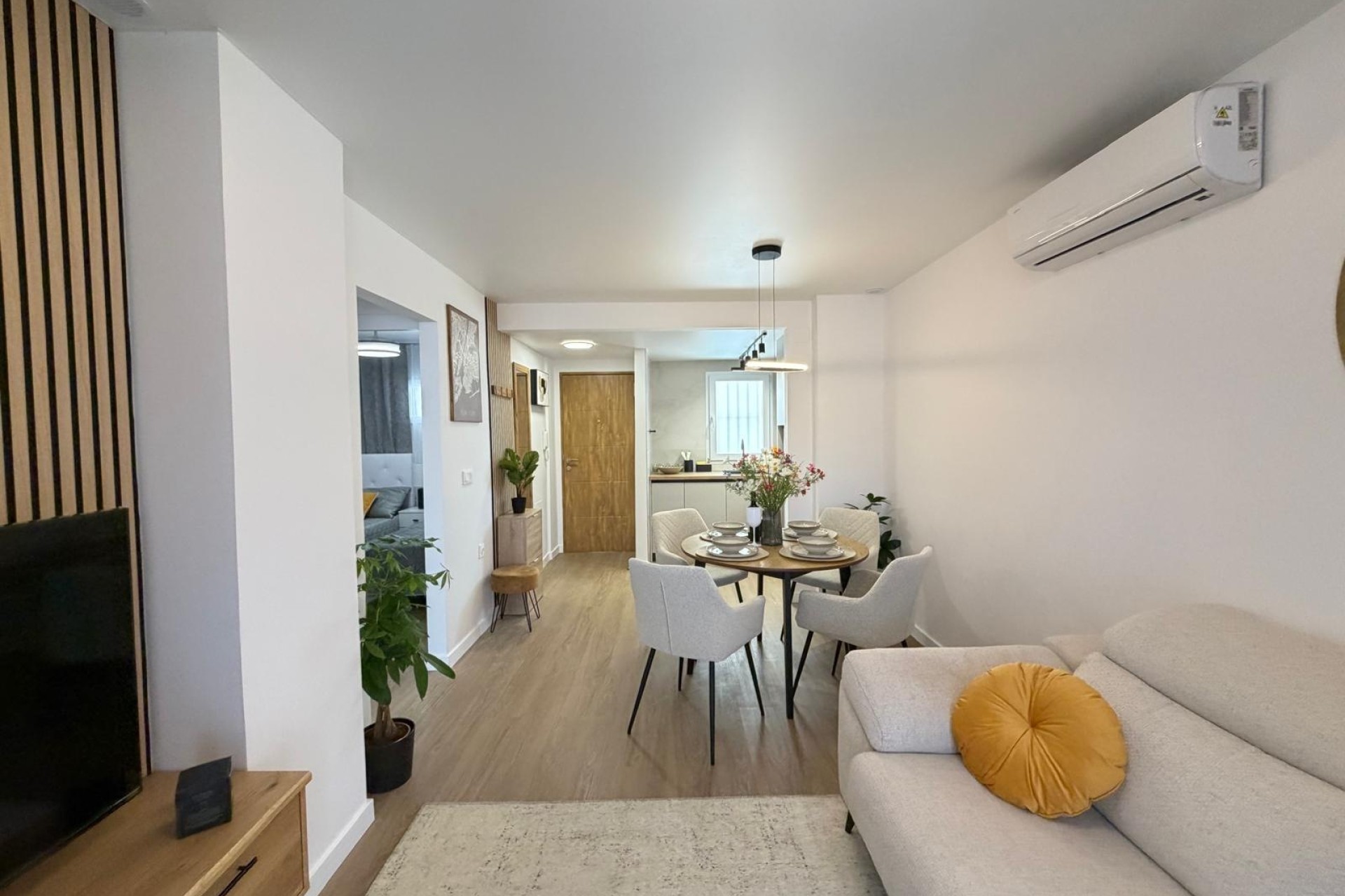 Venta - Apartamento / Piso -
Torrevieja - Nueva Torrevieja