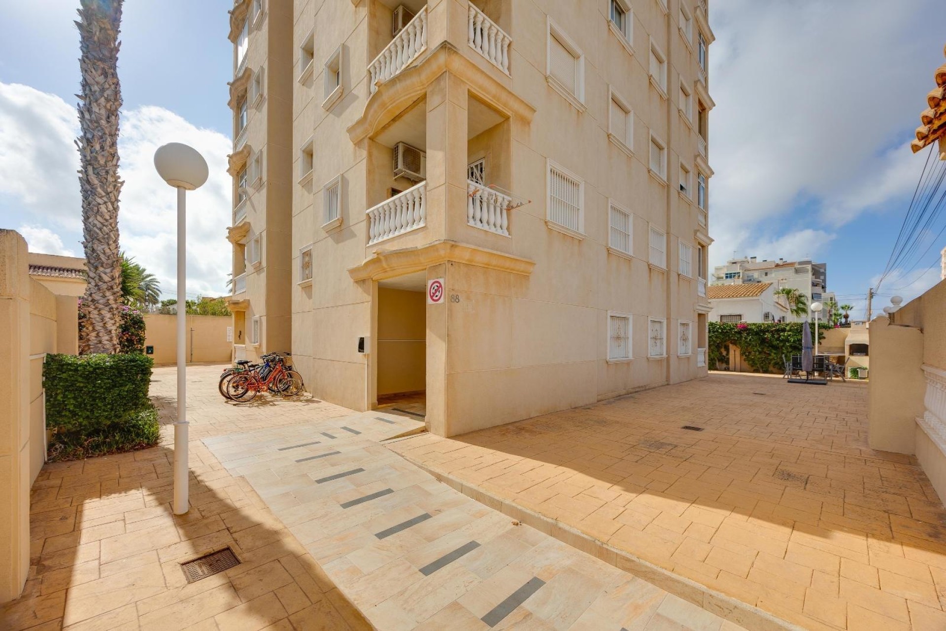 Venta - Apartamento / Piso -
Torrevieja - Nueva Torrevieja