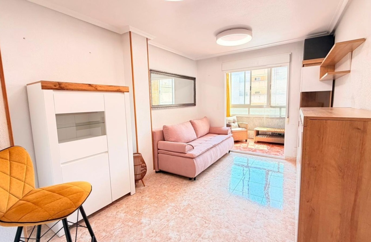 Venta - Apartamento / Piso -
Torrevieja - Nueva Torrevieja