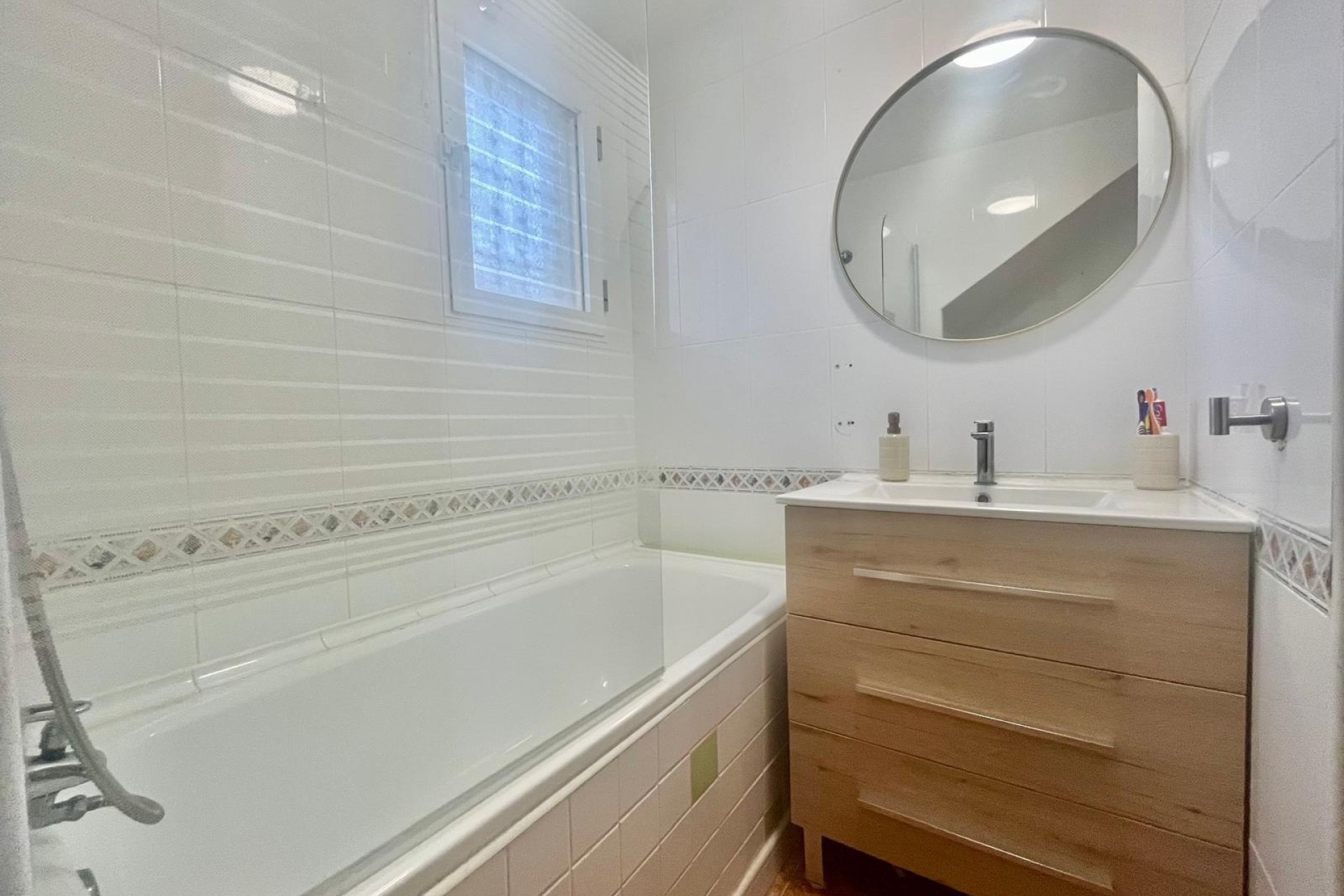 Venta - Apartamento / Piso -
Torrevieja - Paraje natural