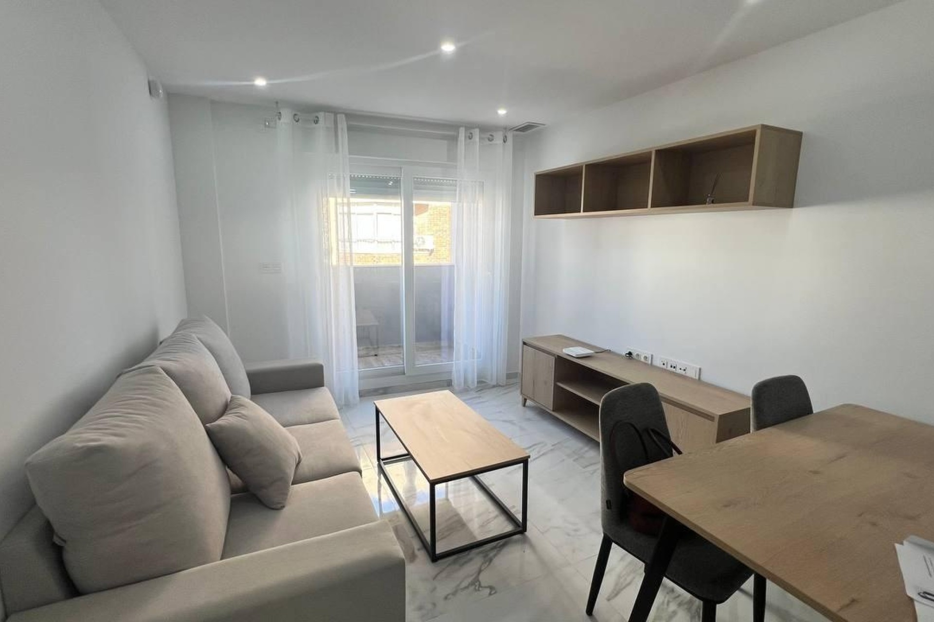 Venta - Apartamento / Piso -
Torrevieja - Parque de las Naciones