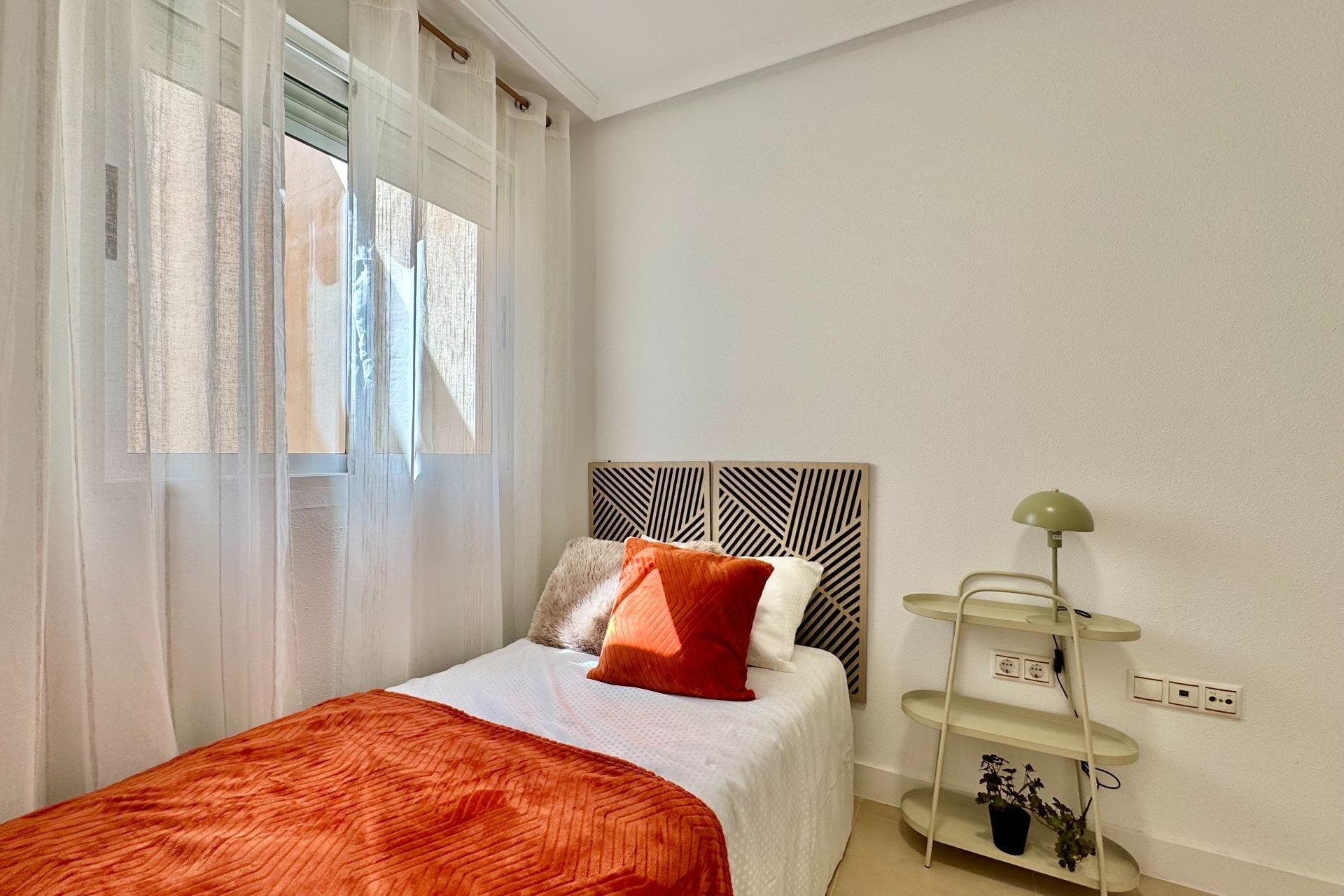 Venta - Apartamento / Piso -
Torrevieja - Parque de las Naciones