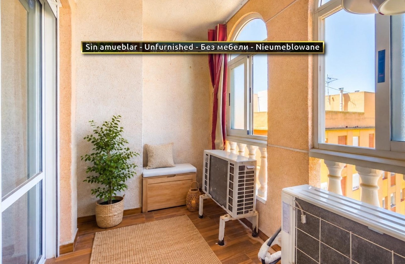 Venta - Apartamento / Piso -
Torrevieja - Parque de las Naciones