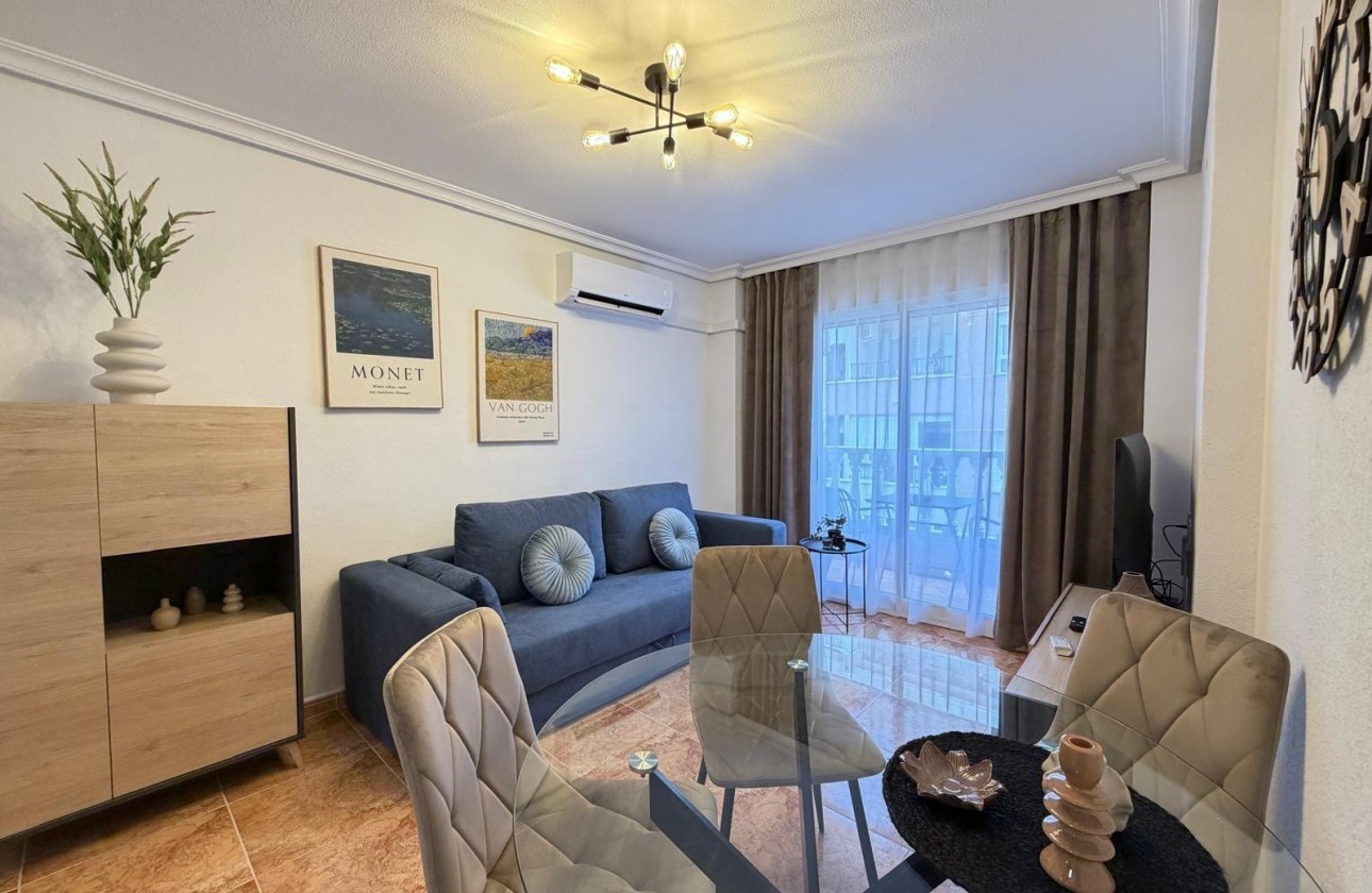 Venta - Apartamento / Piso -
Torrevieja - Parque de las Naciones