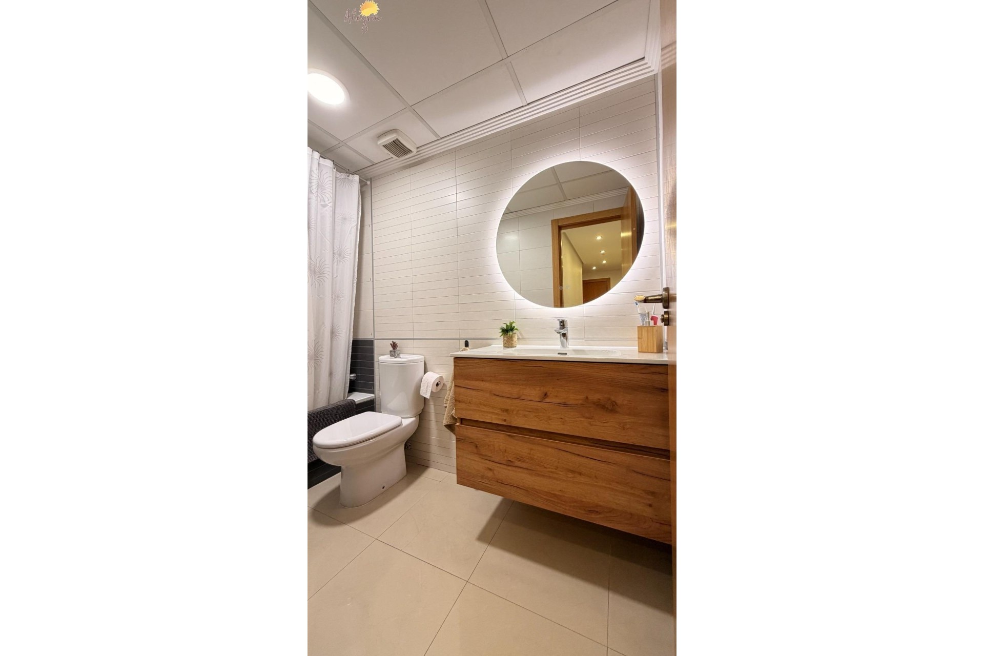 Venta - Apartamento / Piso -
Torrevieja - Parque de las Naciones