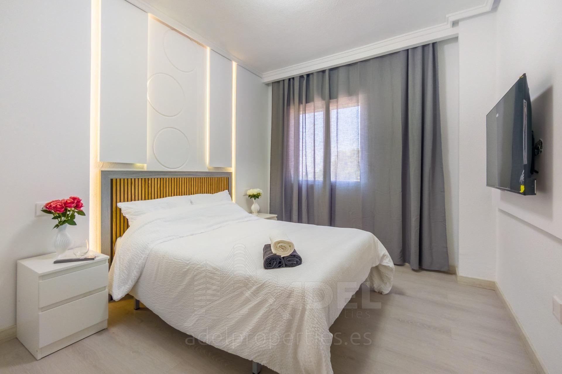 Venta - Apartamento / Piso -
Torrevieja - Parque de las Naciones