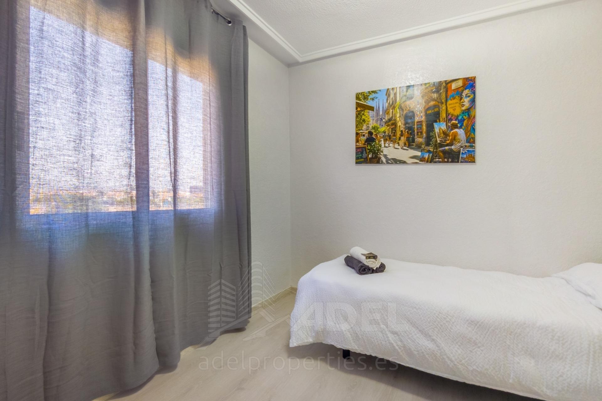 Venta - Apartamento / Piso -
Torrevieja - Parque de las Naciones