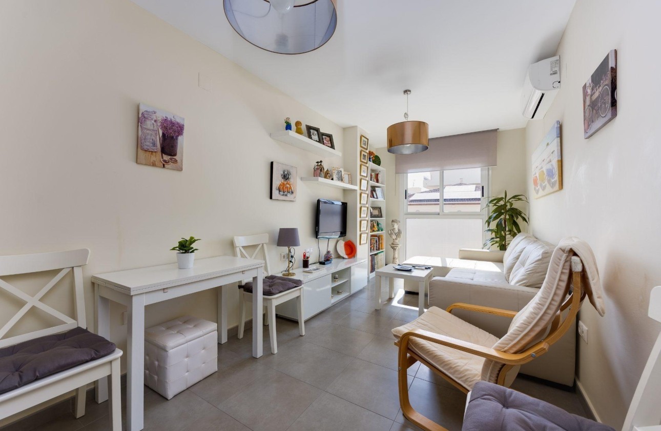 Venta - Apartamento / Piso -
Torrevieja - Parque de las Naciones