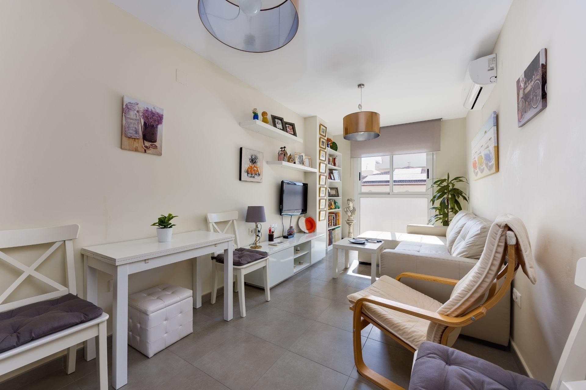 Venta - Apartamento / Piso -
Torrevieja - Parque de las Naciones