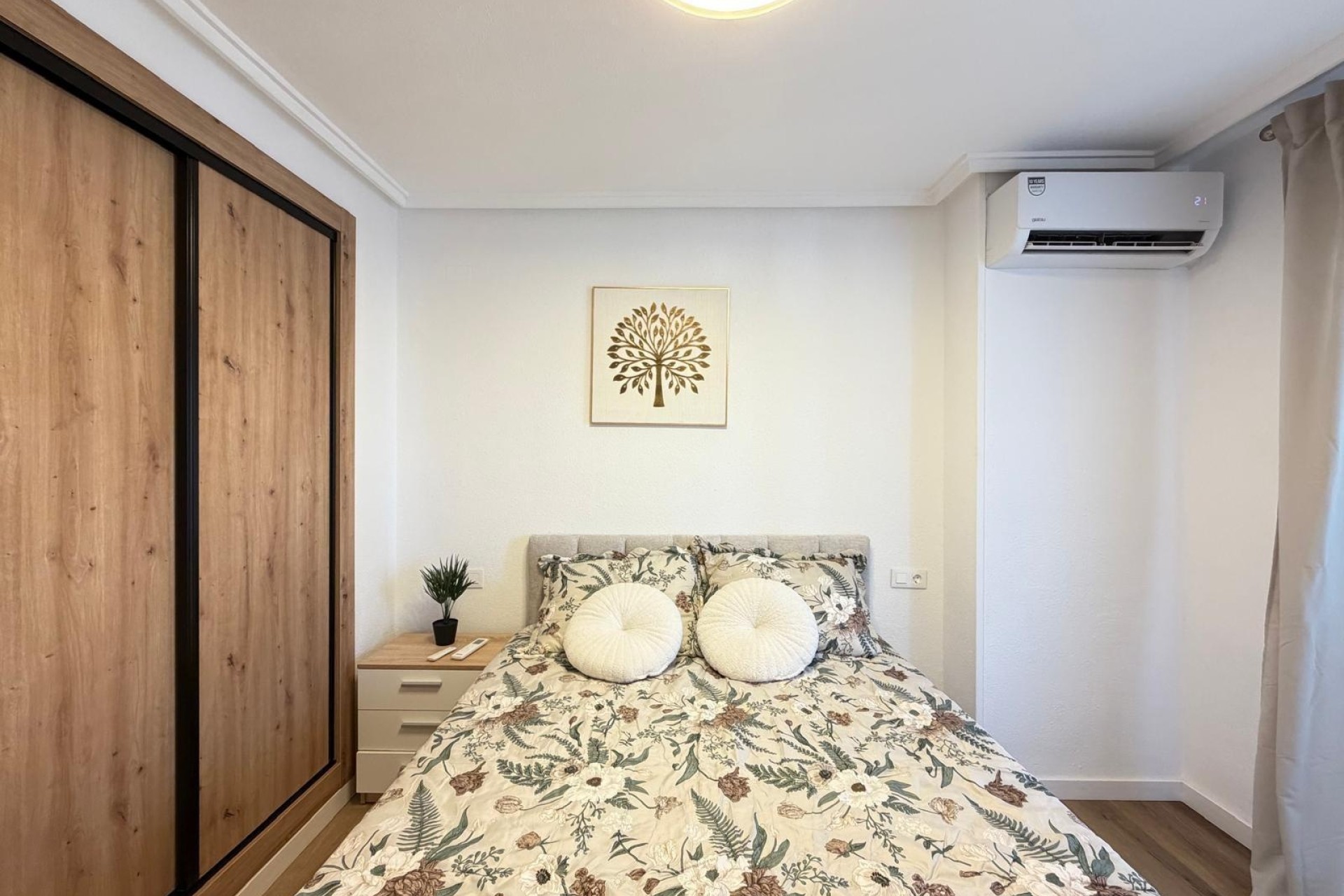 Venta - Apartamento / Piso -
Torrevieja - Parque de las Naciones