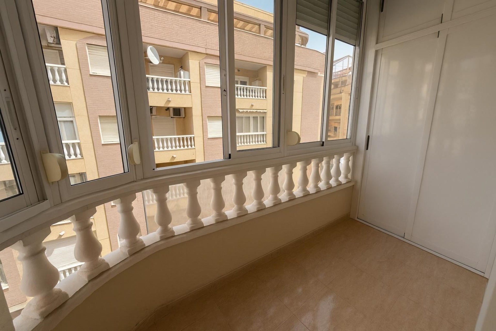 Venta - Apartamento / Piso -
Torrevieja - Parque las naciones