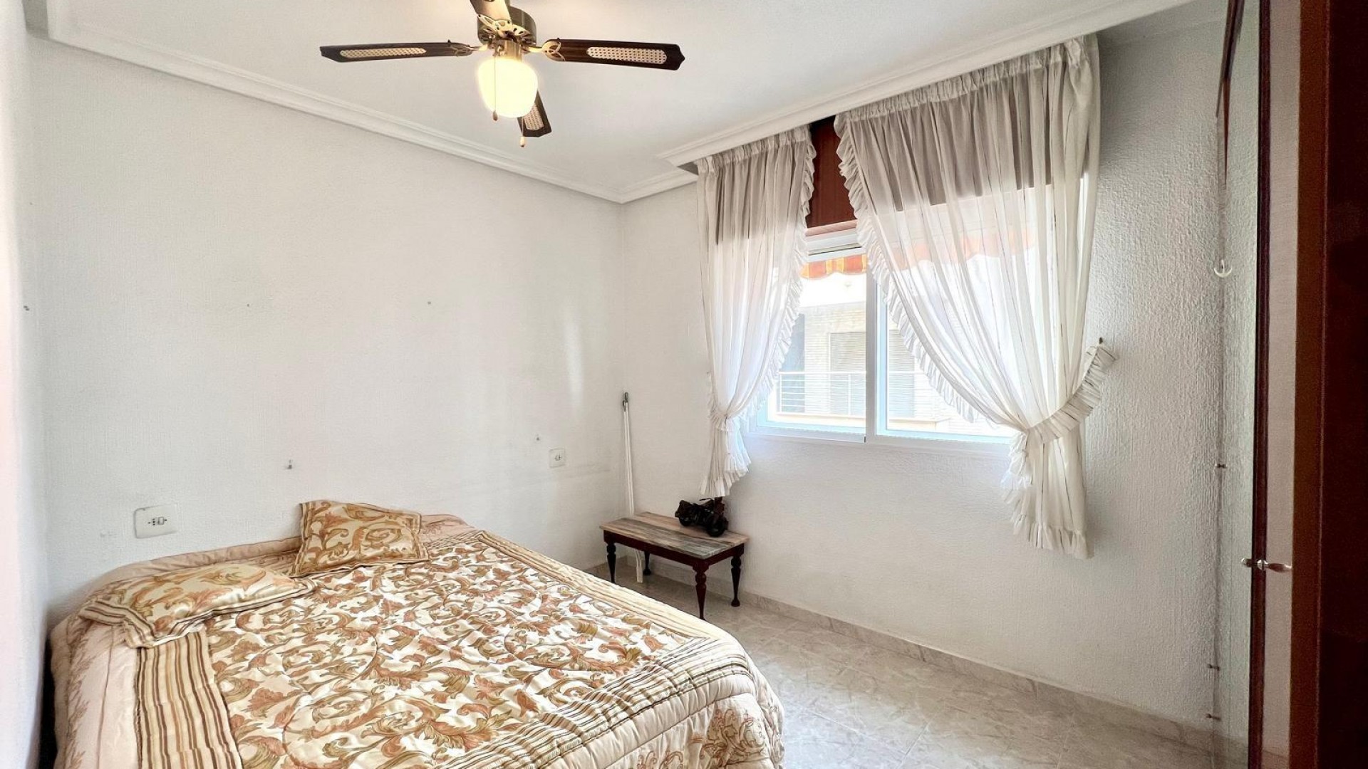 Venta - Apartamento piso -
Torrevieja - Paseo maritimo