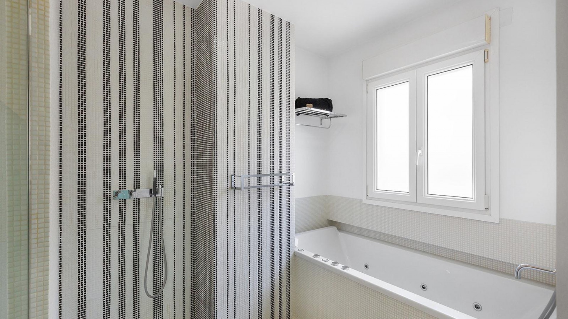 Venta - Apartamento piso -
Torrevieja - Paseo maritimo