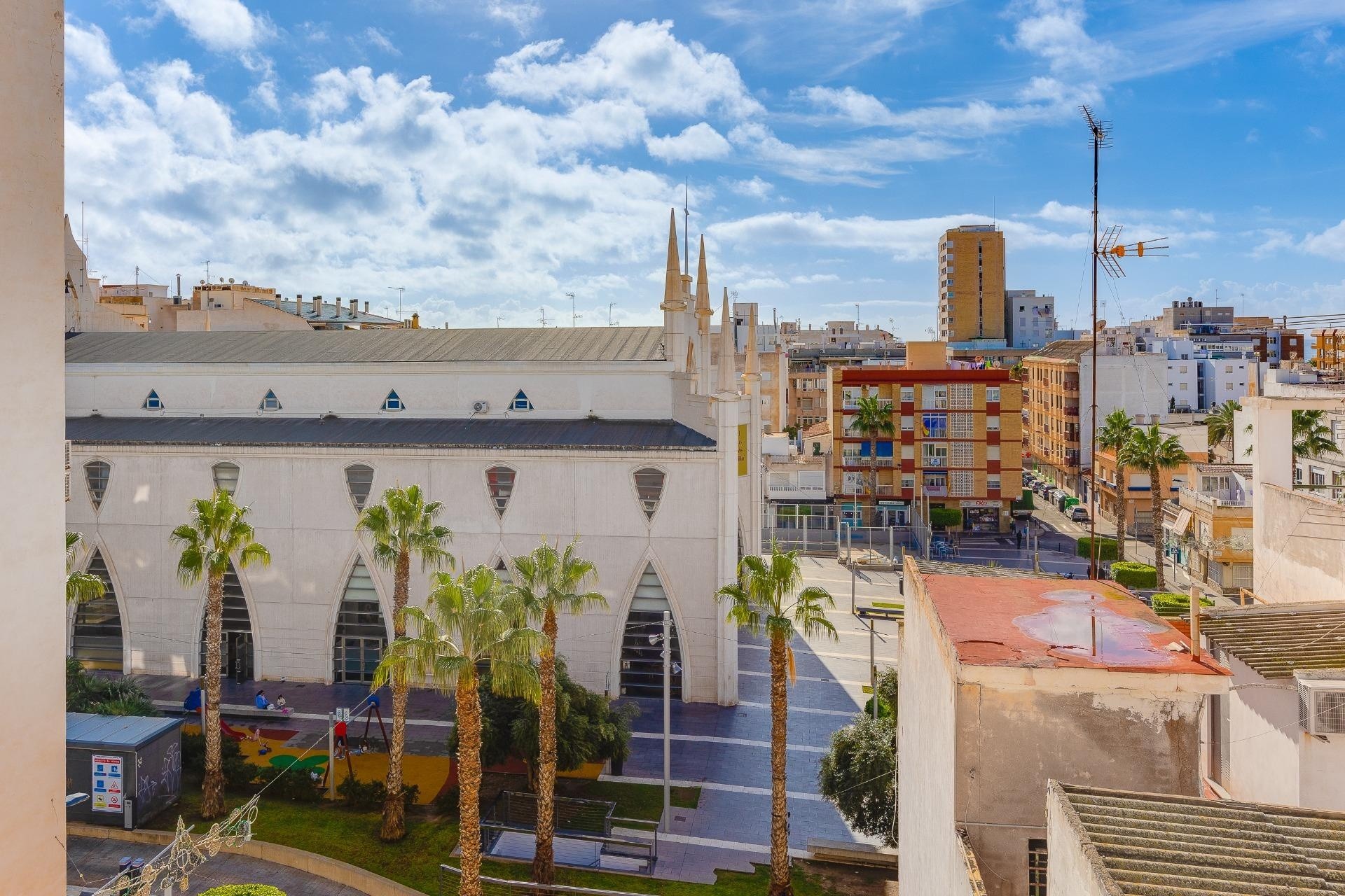 Venta - Apartamento / Piso -
Torrevieja - Paseo maritimo