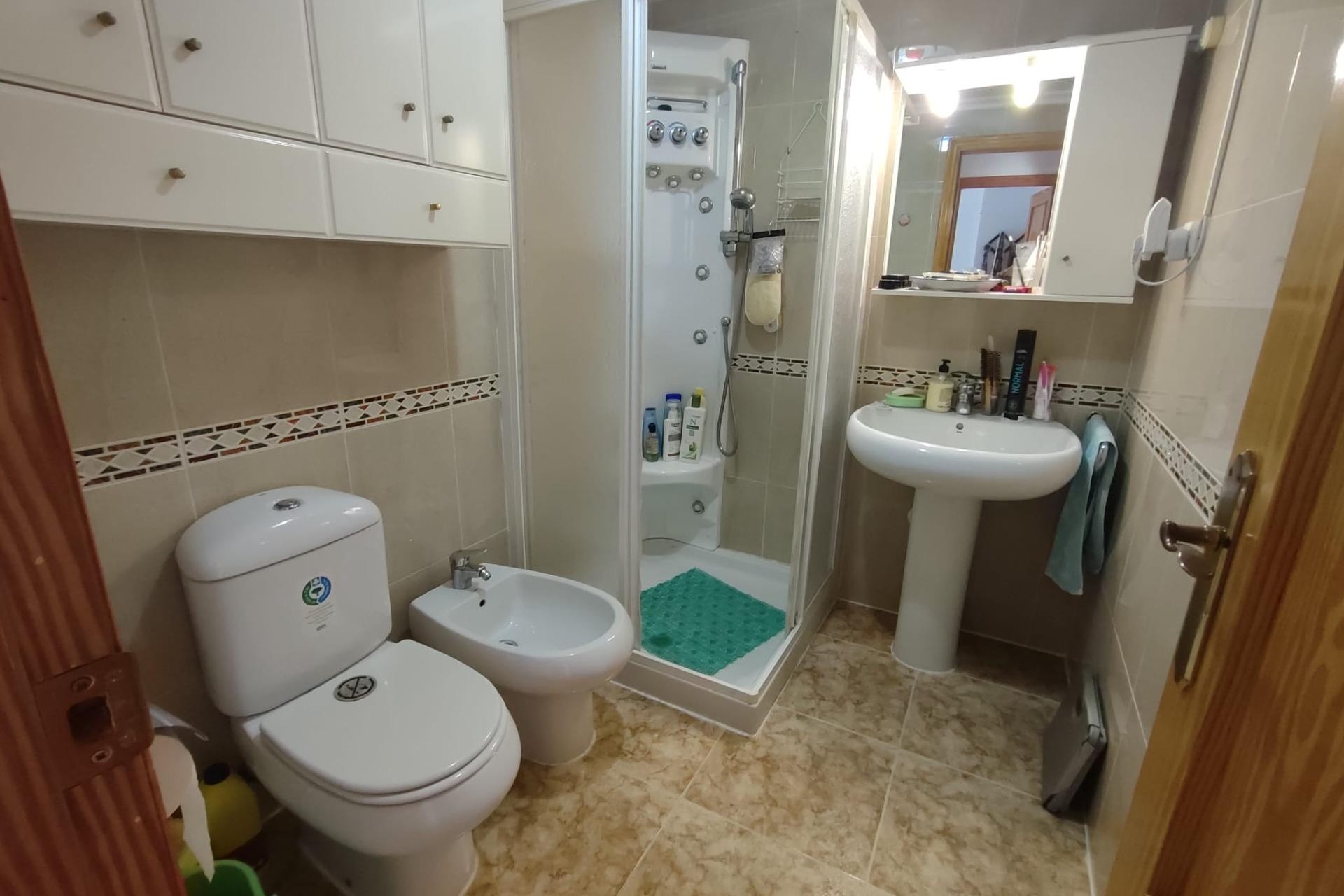 Venta - Apartamento / Piso -
Torrevieja - Paseo Maritimo