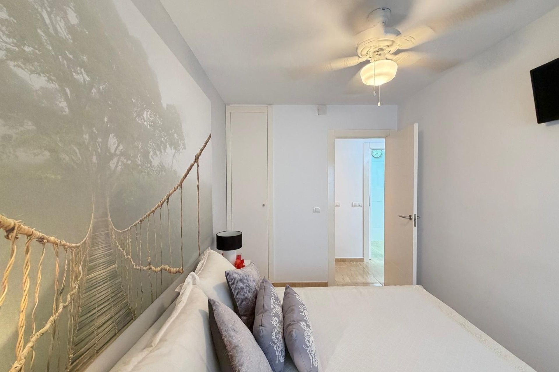 Venta - Apartamento / Piso -
Torrevieja - Paseo Maritimo