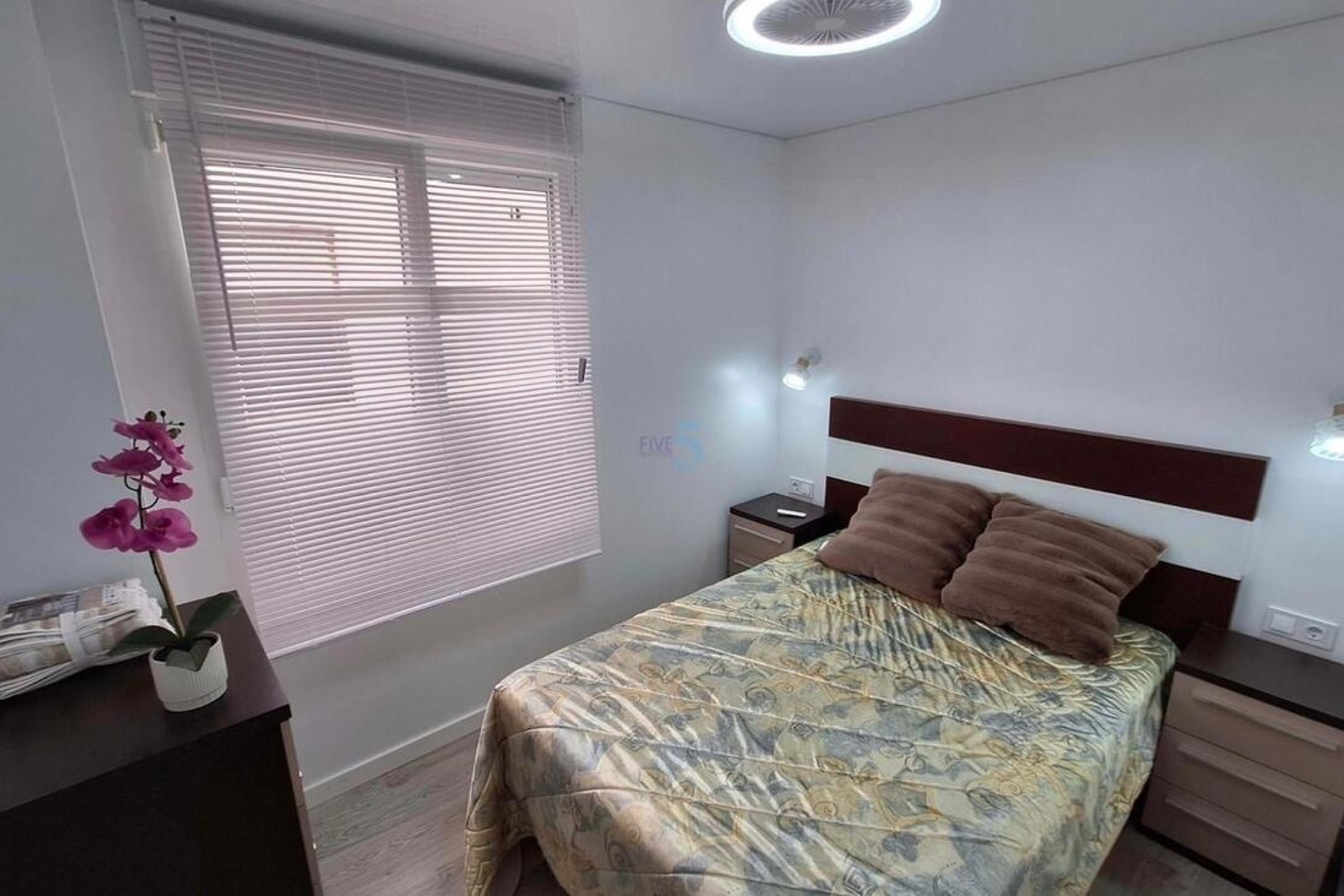 Venta - Apartamento / Piso -
Torrevieja - Playa Acecion