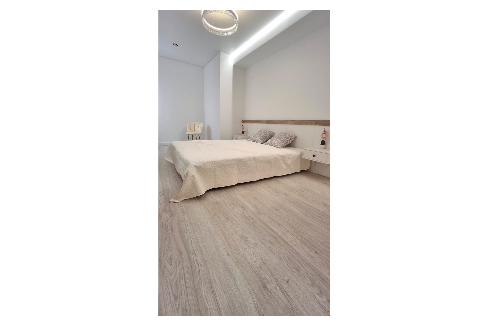 Venta - Apartamento / Piso -
Torrevieja - Playa Acequion