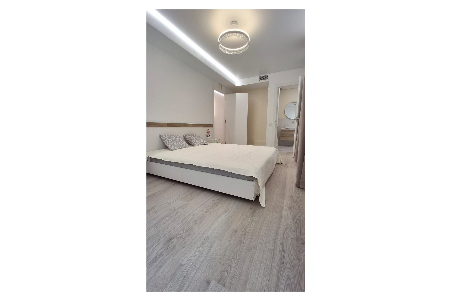 Venta - Apartamento / Piso -
Torrevieja - Playa Acequion