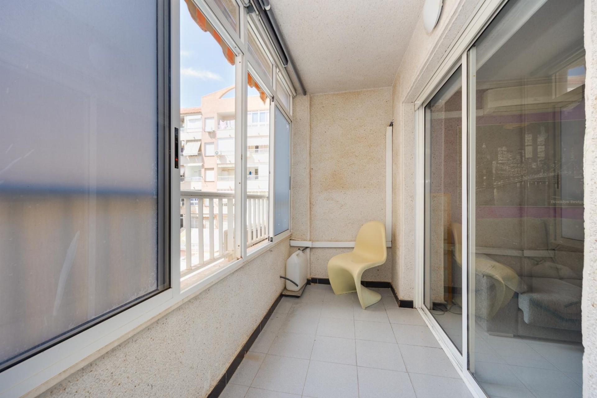 Venta - Apartamento / Piso -
Torrevieja - Playa de Los Locos-Curva del Palangre