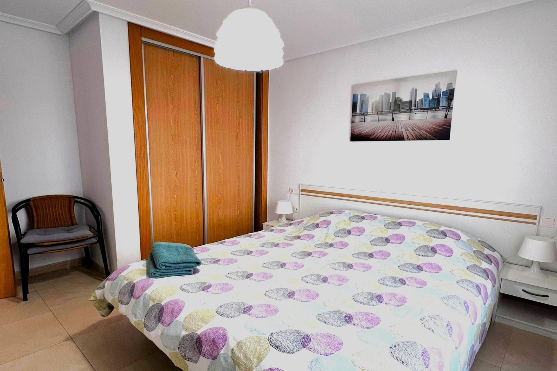 Venta - Apartamento / Piso -
Torrevieja - Playa de los Locos