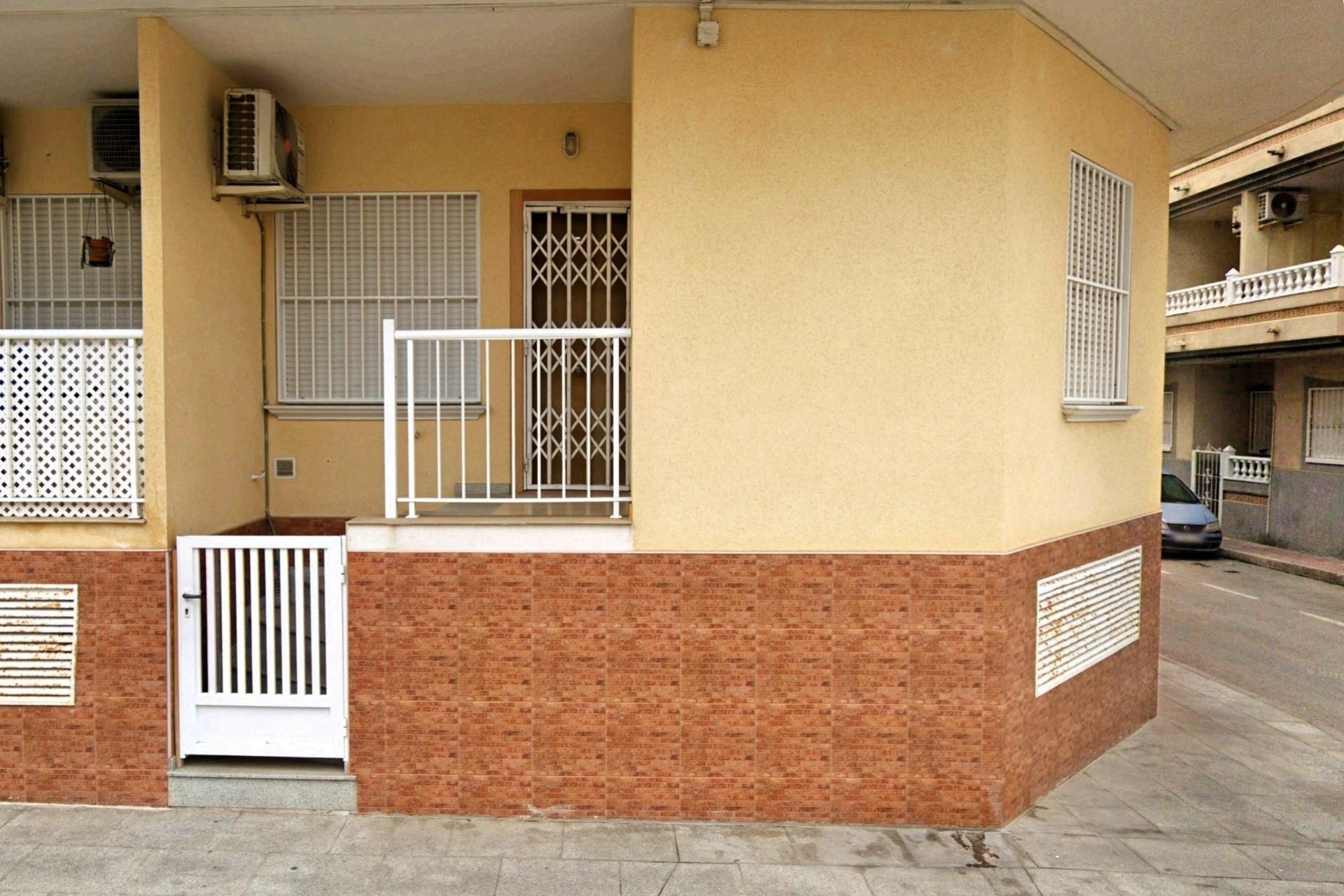 Venta - Apartamento / Piso -
Torrevieja - Playa de los Locos