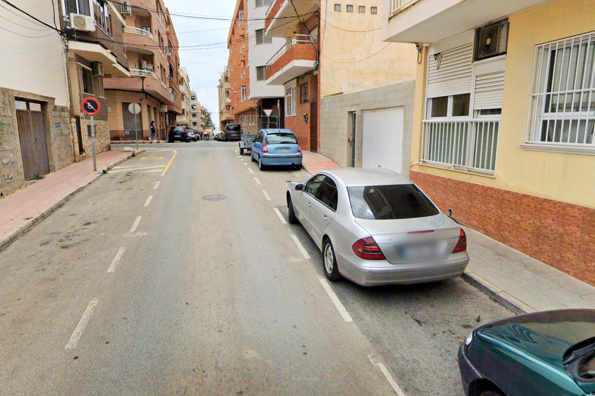 Venta - Apartamento / Piso -
Torrevieja - Playa de los Locos