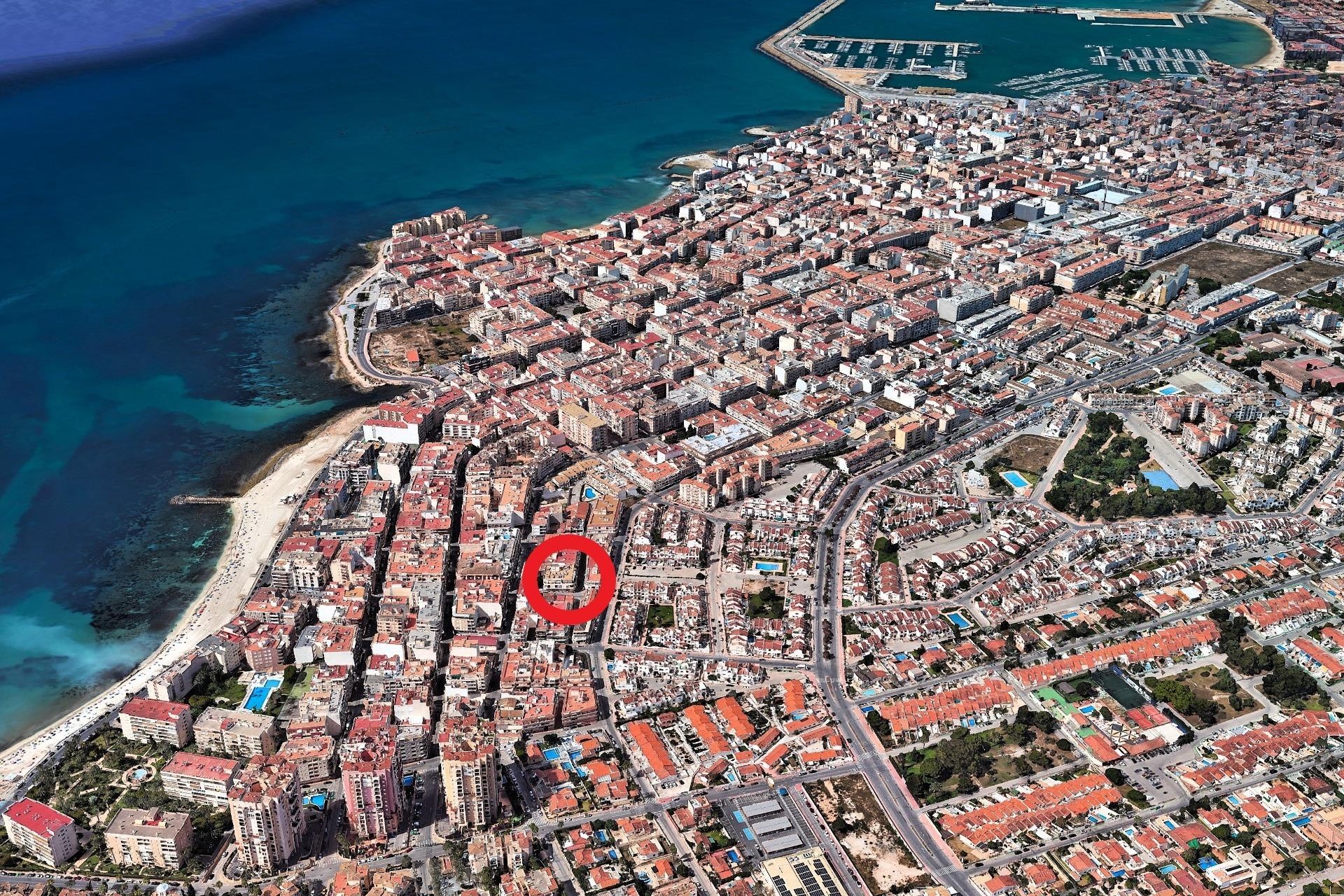 Venta - Apartamento / Piso -
Torrevieja - Playa de los Locos
