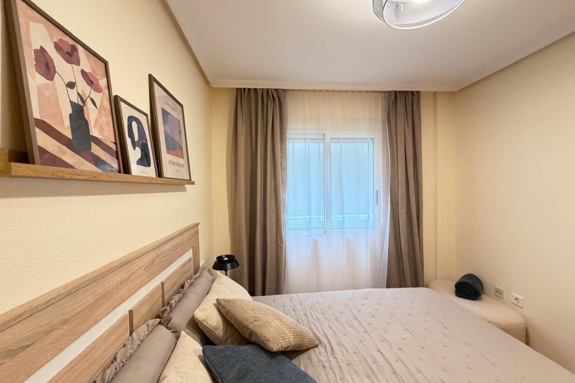 Venta - Apartamento / Piso -
Torrevieja - Playa de los Locos