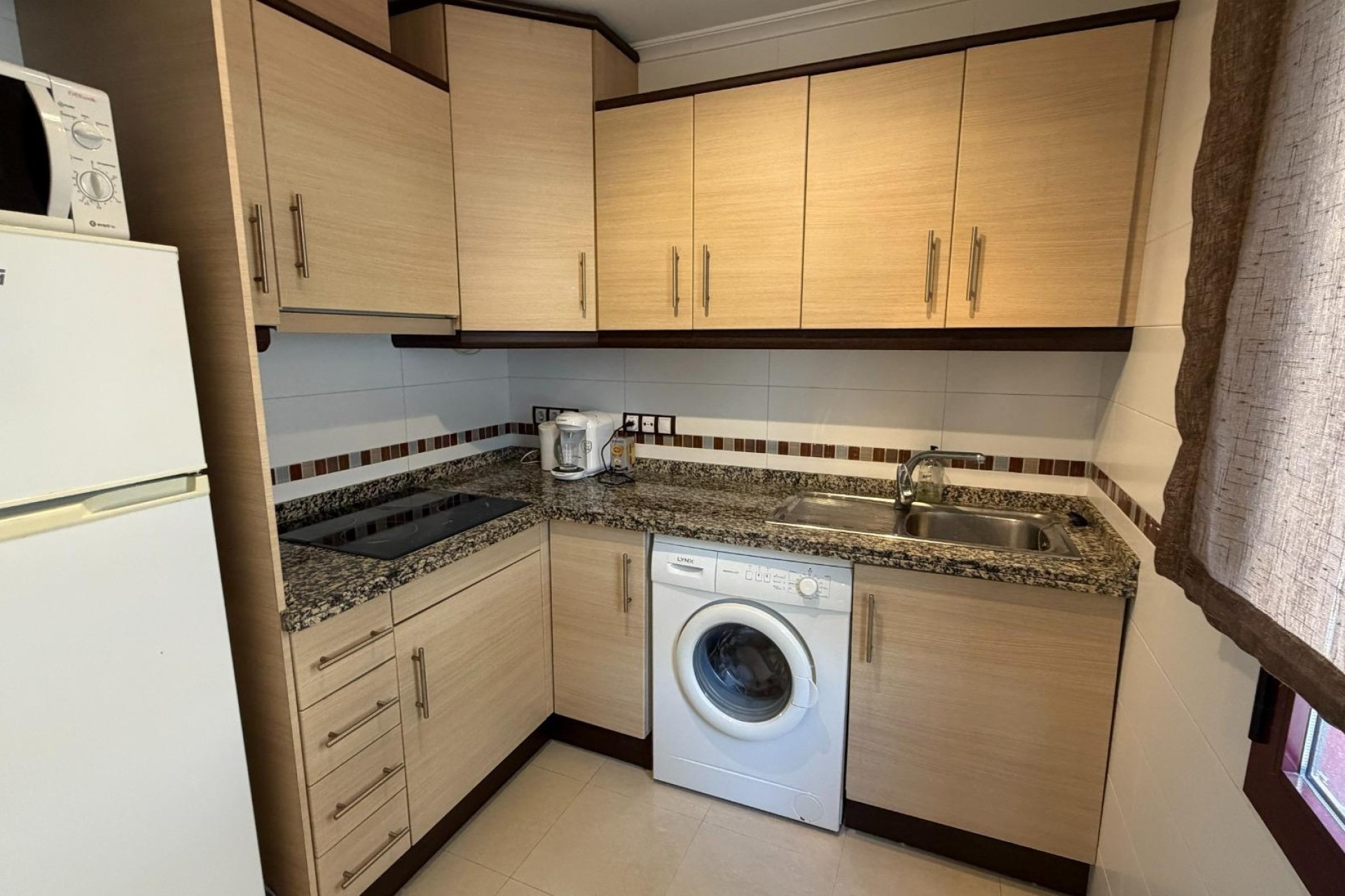 Venta - Apartamento / Piso -
Torrevieja - Playa de los Locos