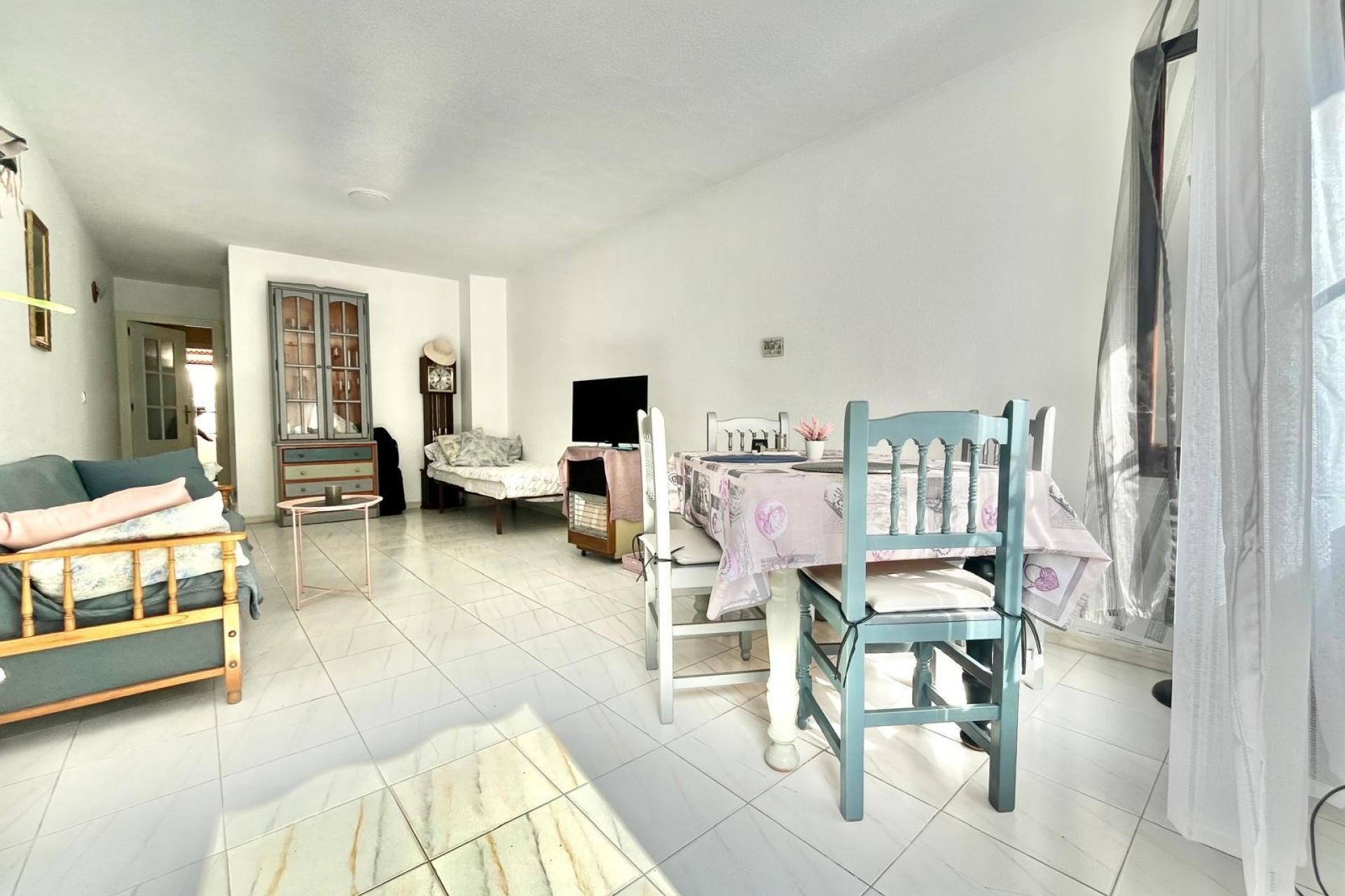 Venta - Apartamento / Piso -
Torrevieja - Playa de los Locos
