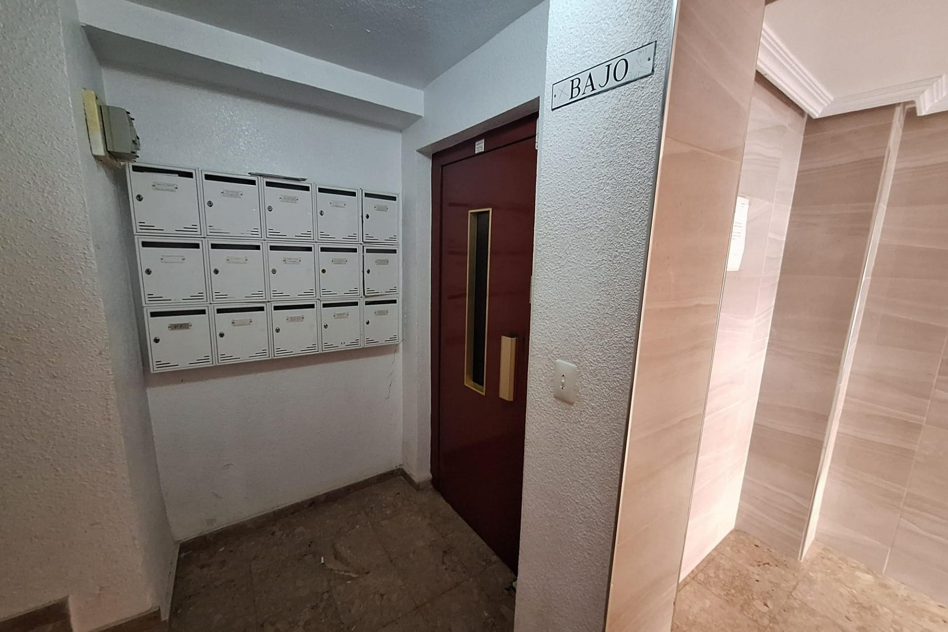 Venta - Apartamento / Piso -
Torrevieja - Playa de los Locos