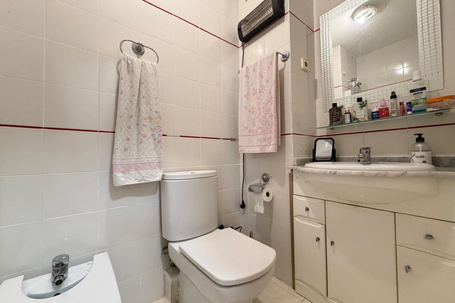 Venta - Apartamento / Piso -
Torrevieja - Playa de los Locos