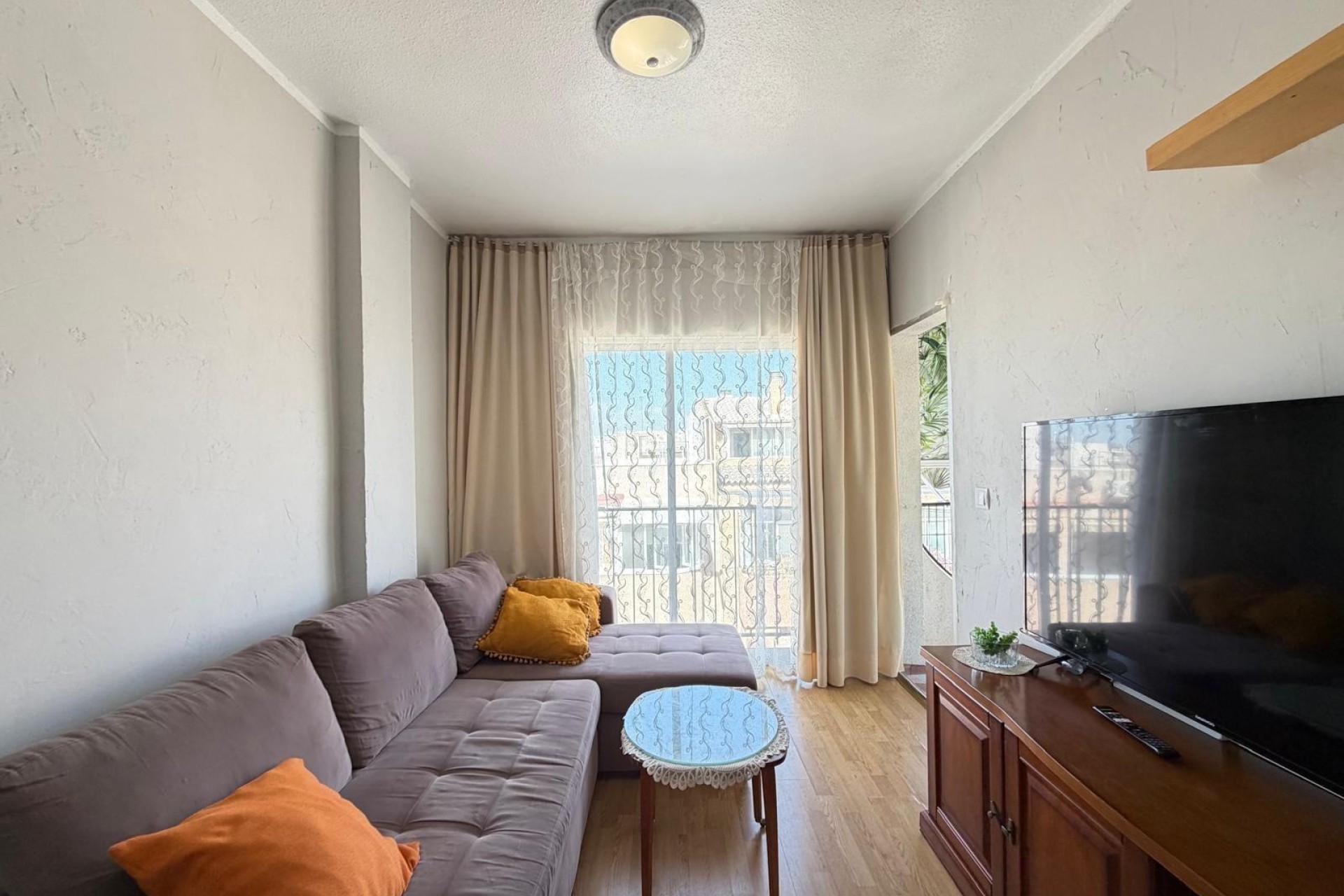 Venta - Apartamento / Piso -
Torrevieja - Playa de los Locos