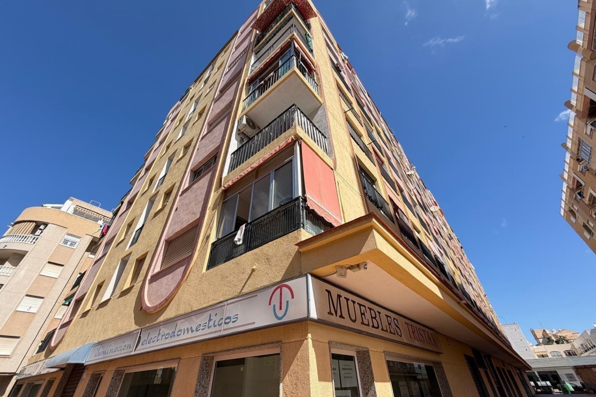 Venta - Apartamento / Piso -
Torrevieja - Playa de los Locos