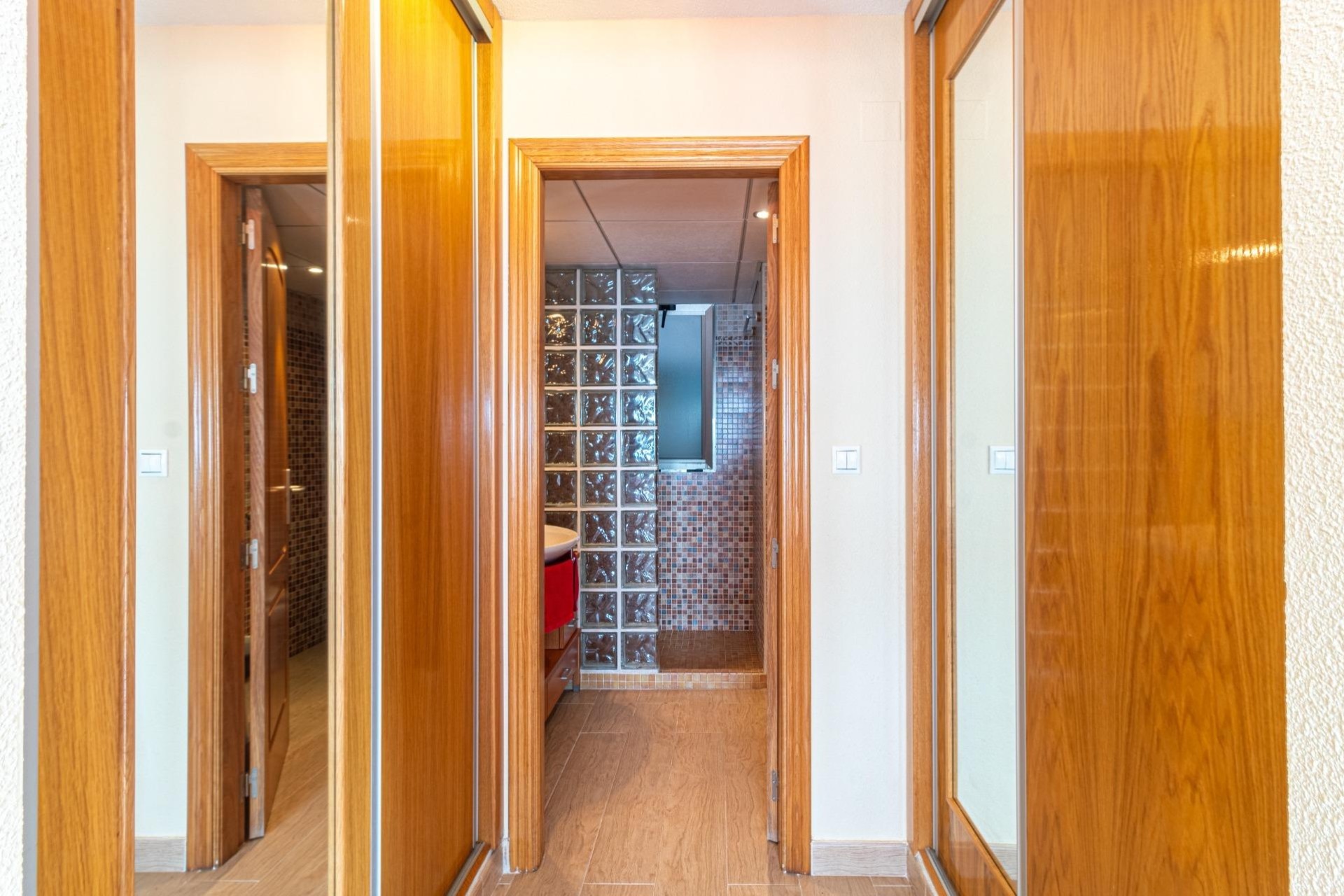 Venta - Apartamento / Piso -
Torrevieja - Playa de los Locos