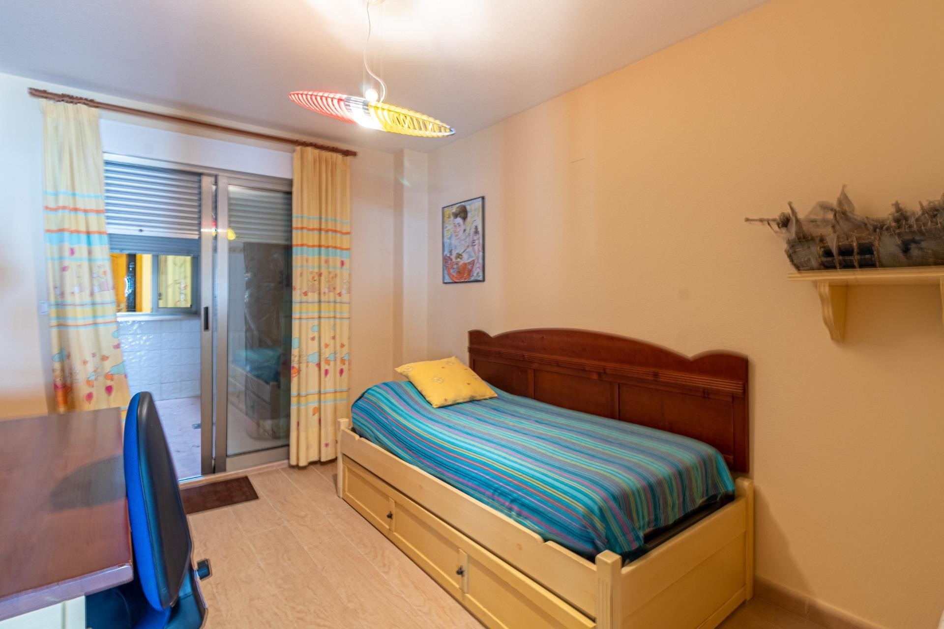 Venta - Apartamento / Piso -
Torrevieja - Playa de los Locos