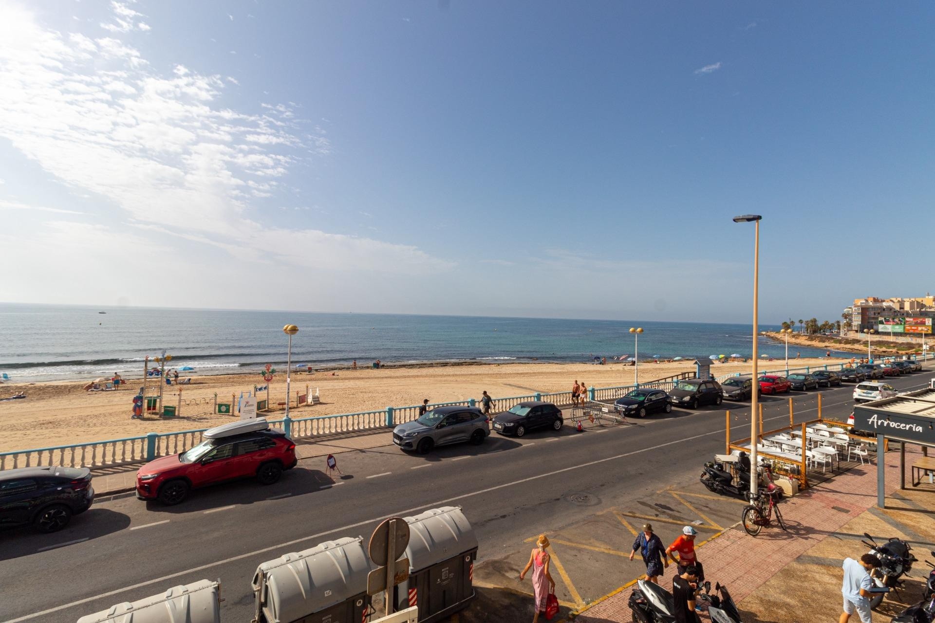 Venta - Apartamento / Piso -
Torrevieja - Playa de los Locos