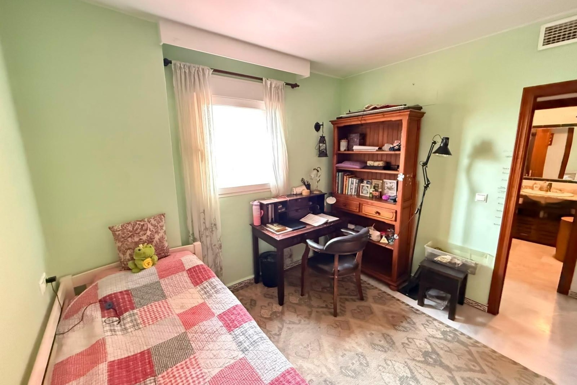 Venta - Apartamento / Piso -
Torrevieja - Playa de los Locos