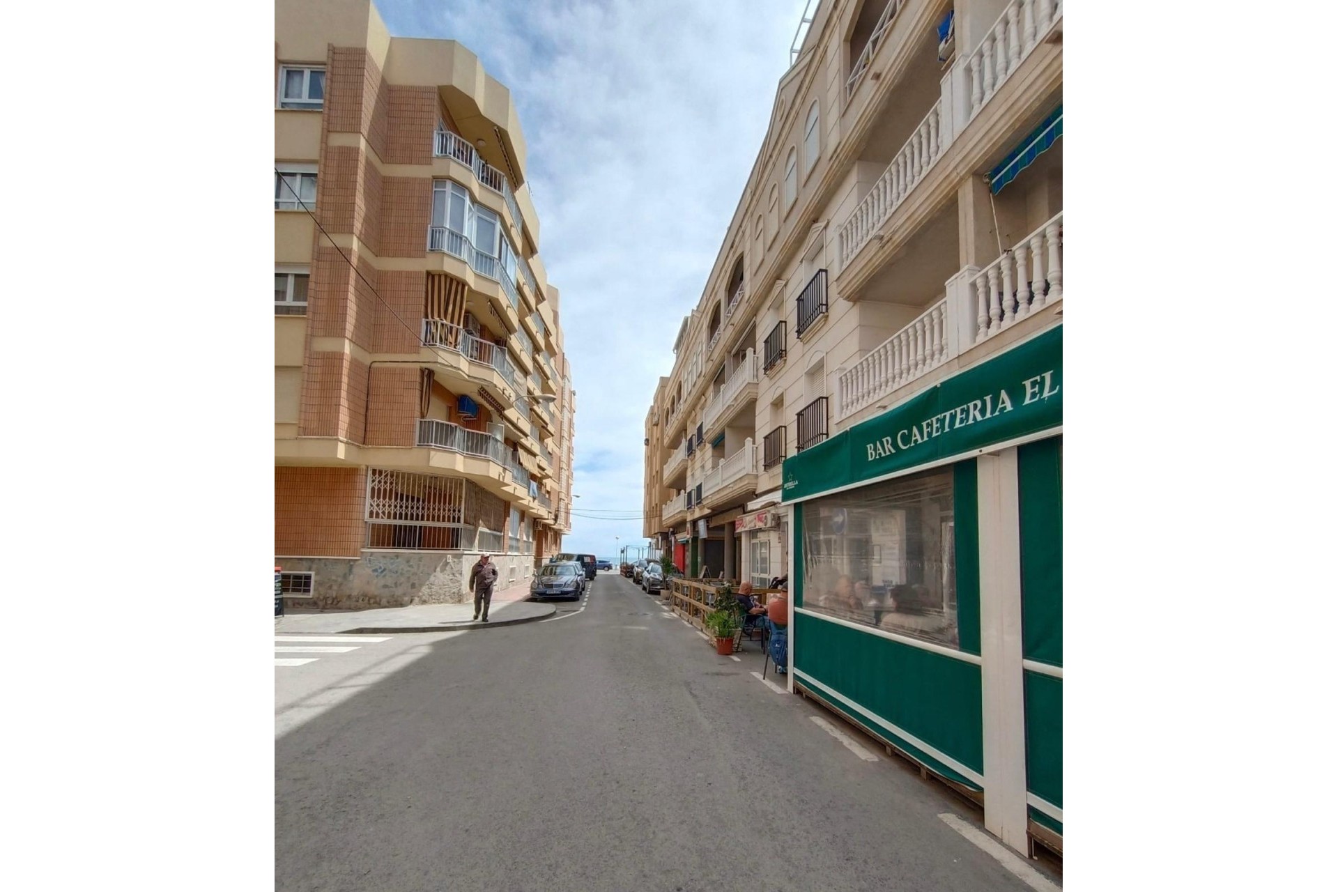 Venta - Apartamento / Piso -
Torrevieja - Playa de los Locos