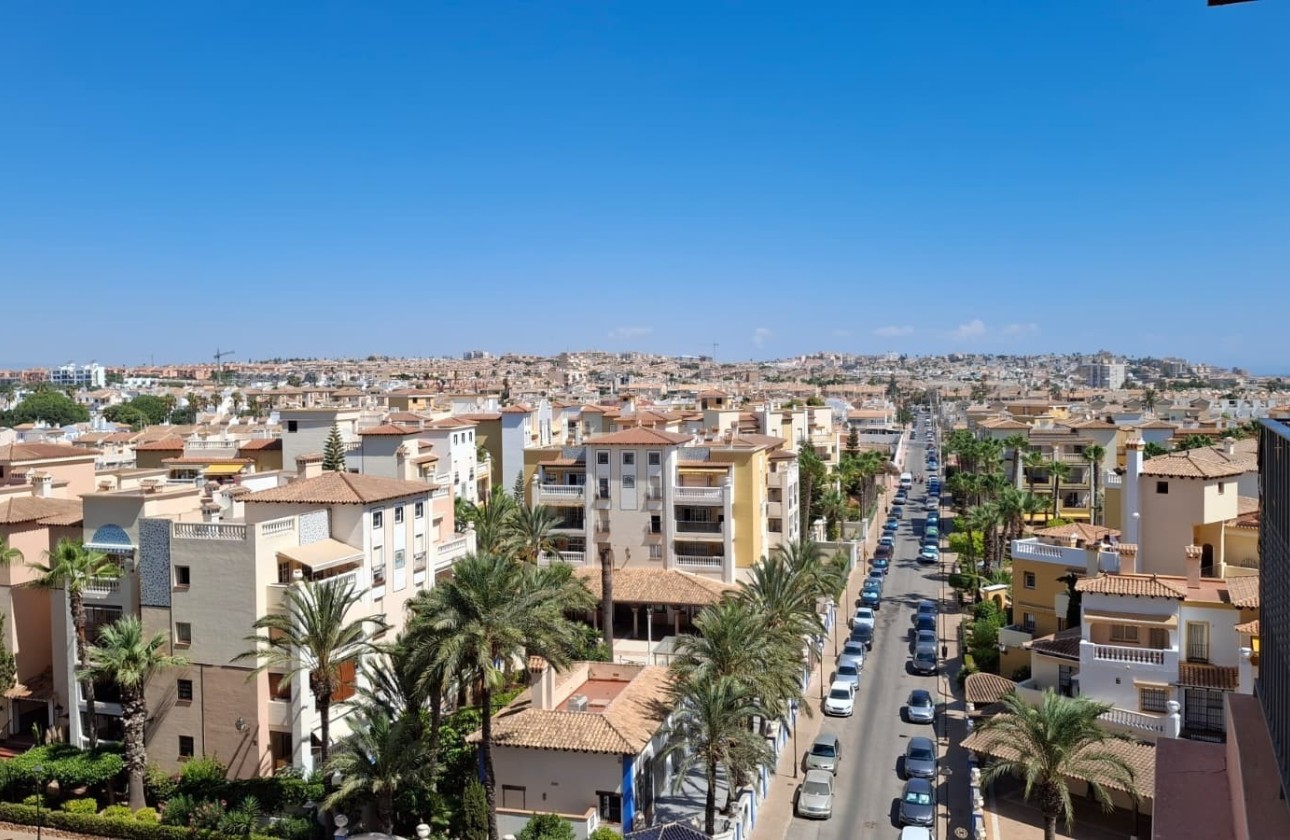 Venta - Apartamento / Piso -
Torrevieja - Playa de los Locos