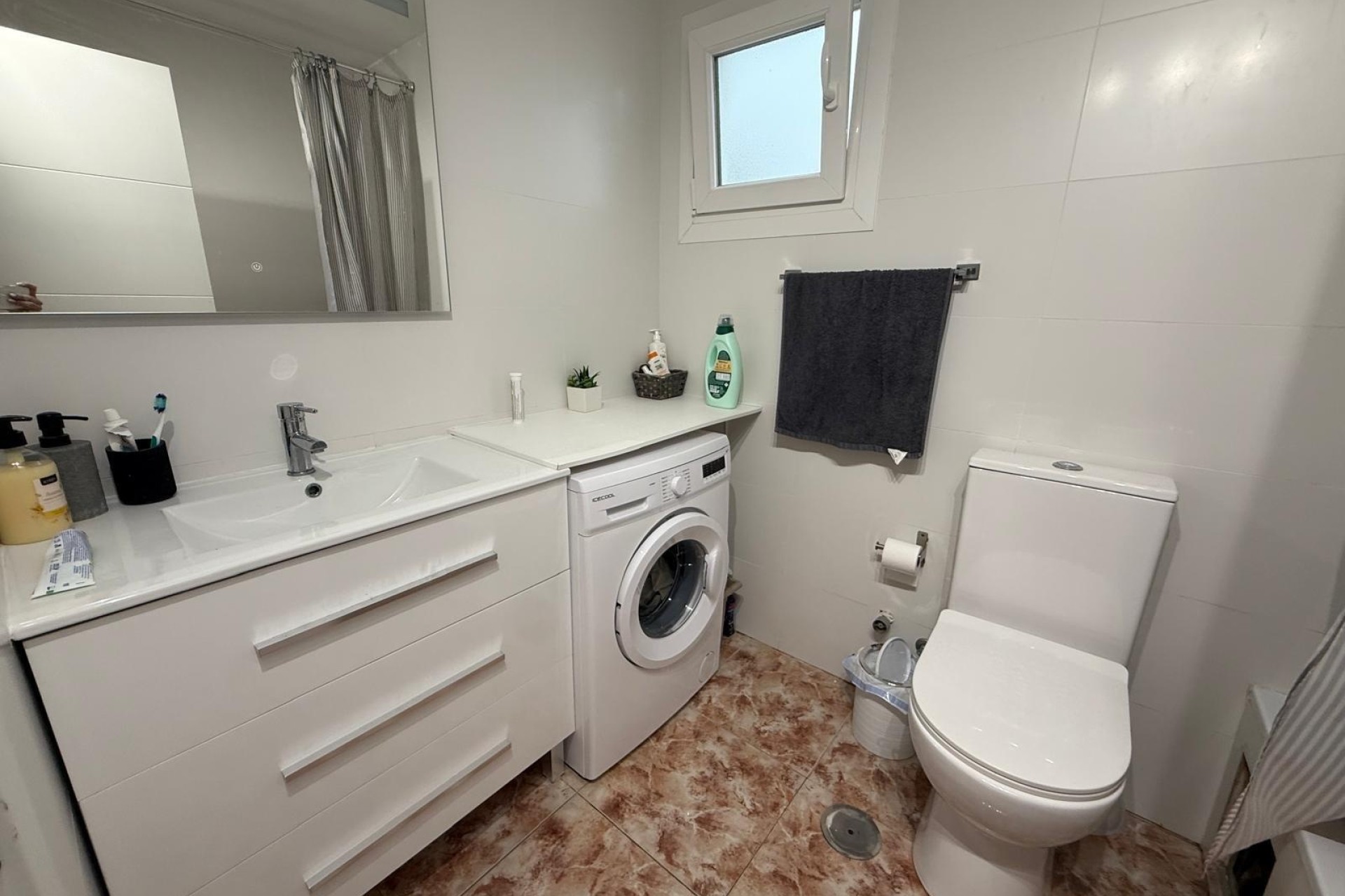 Venta - Apartamento / Piso -
Torrevieja - Playa de los Locos