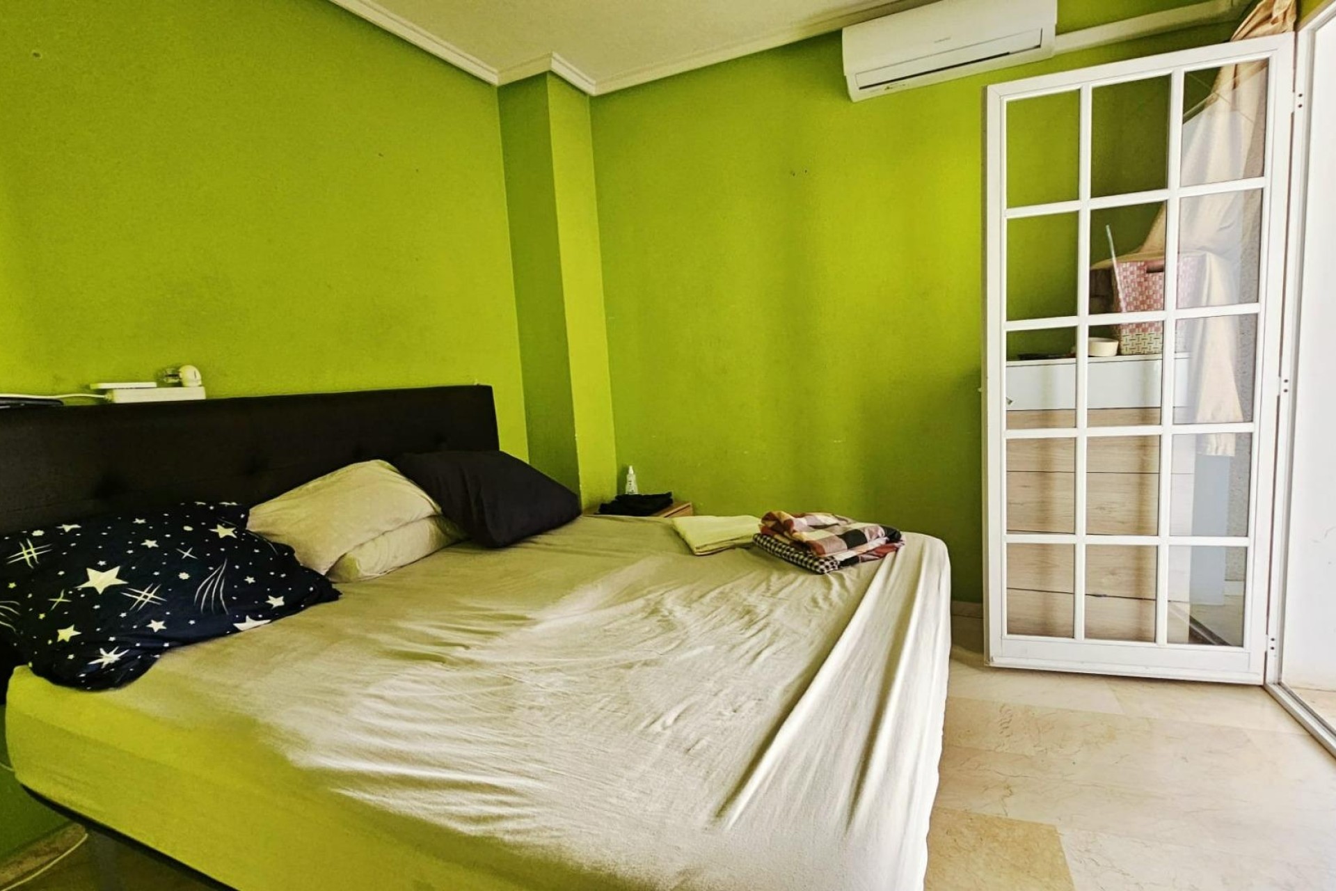 Venta - Apartamento / Piso -
Torrevieja - Playa de los Locos