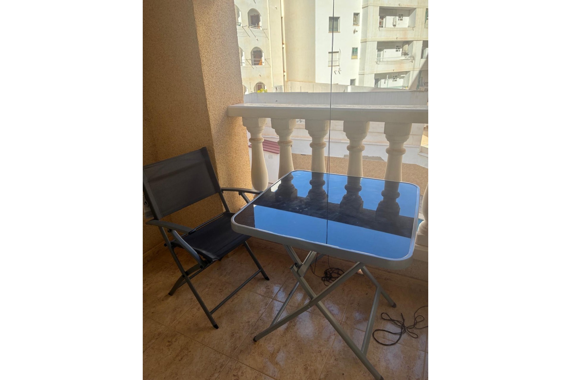 Venta - Apartamento / Piso -
Torrevieja - Playa de los Locos