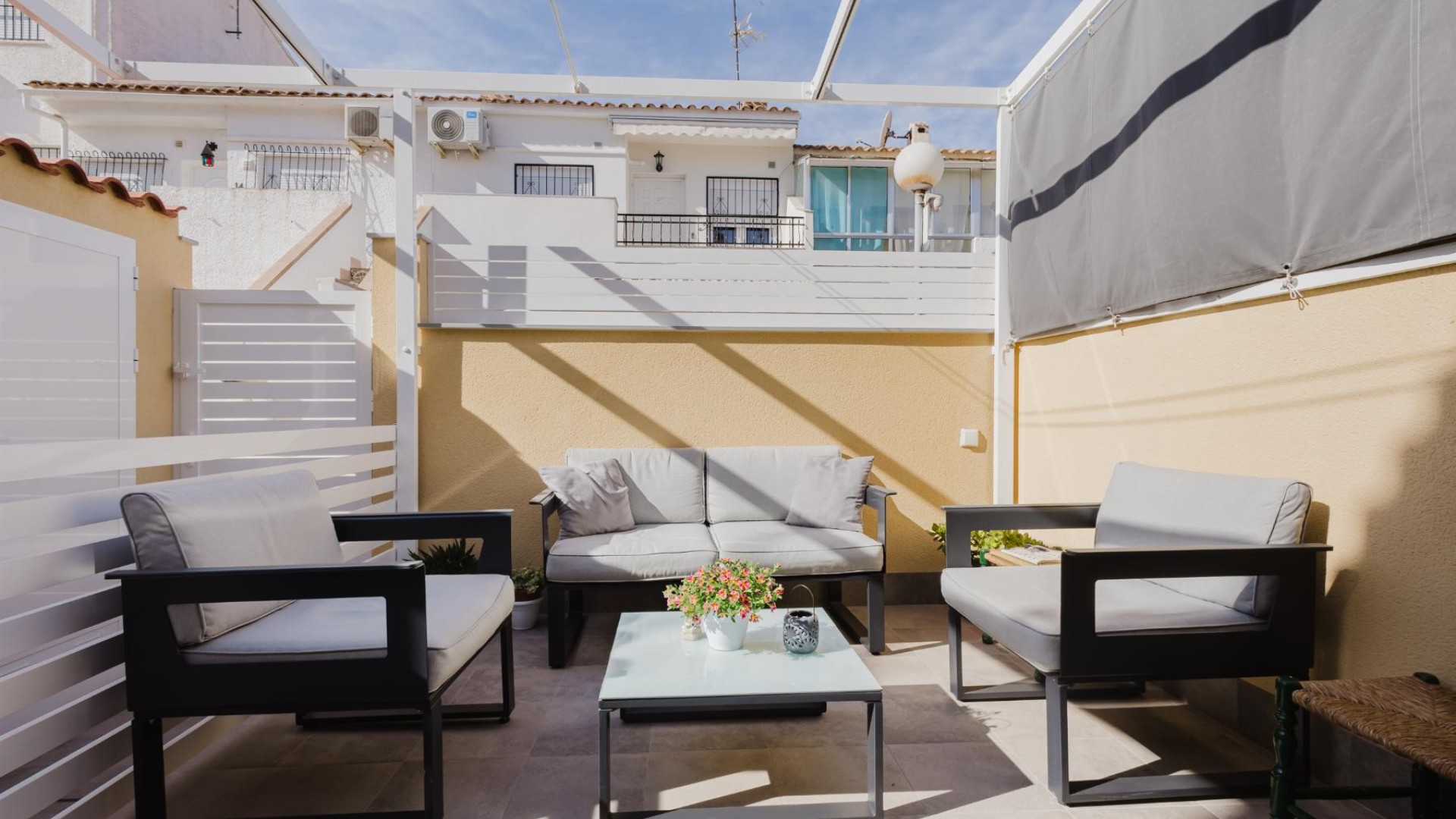 Venta - Apartamento piso -
Torrevieja - Playa de los Naufragos