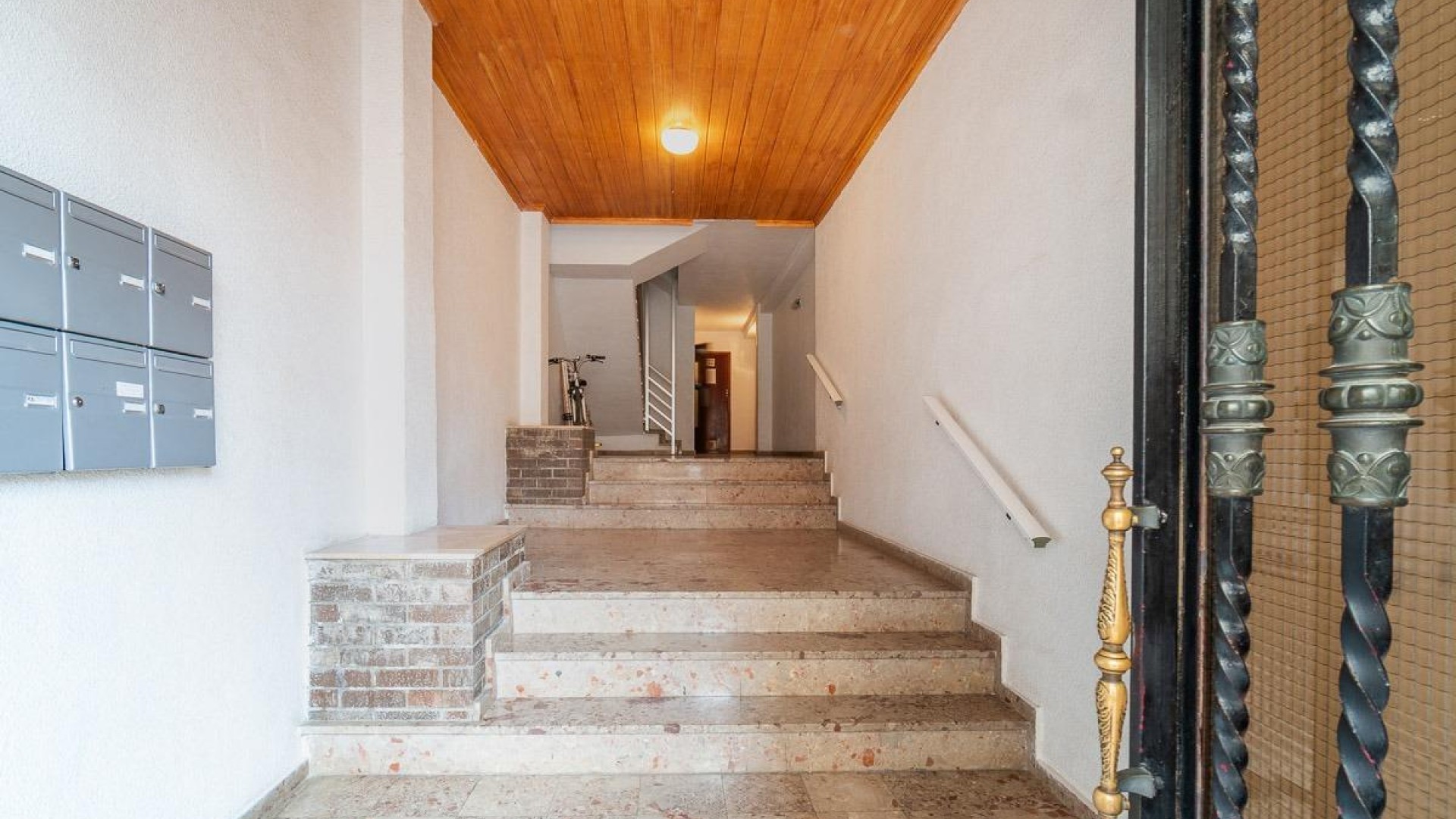 Venta - Apartamento piso -
Torrevieja - Playa de los Naufragos