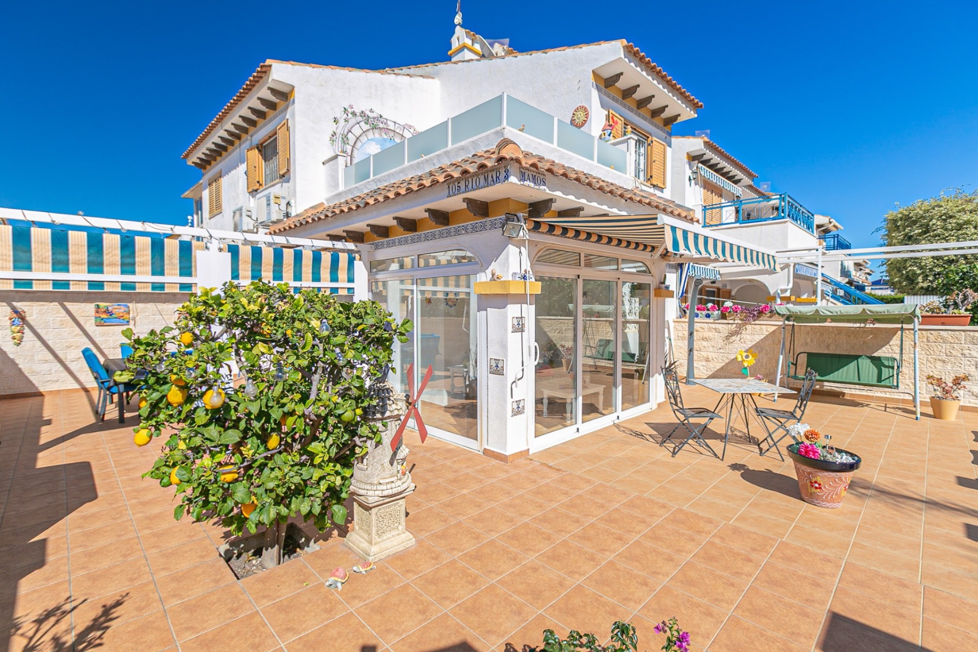 Venta - Apartamento / Piso -
Torrevieja - Playa de los Naufragos